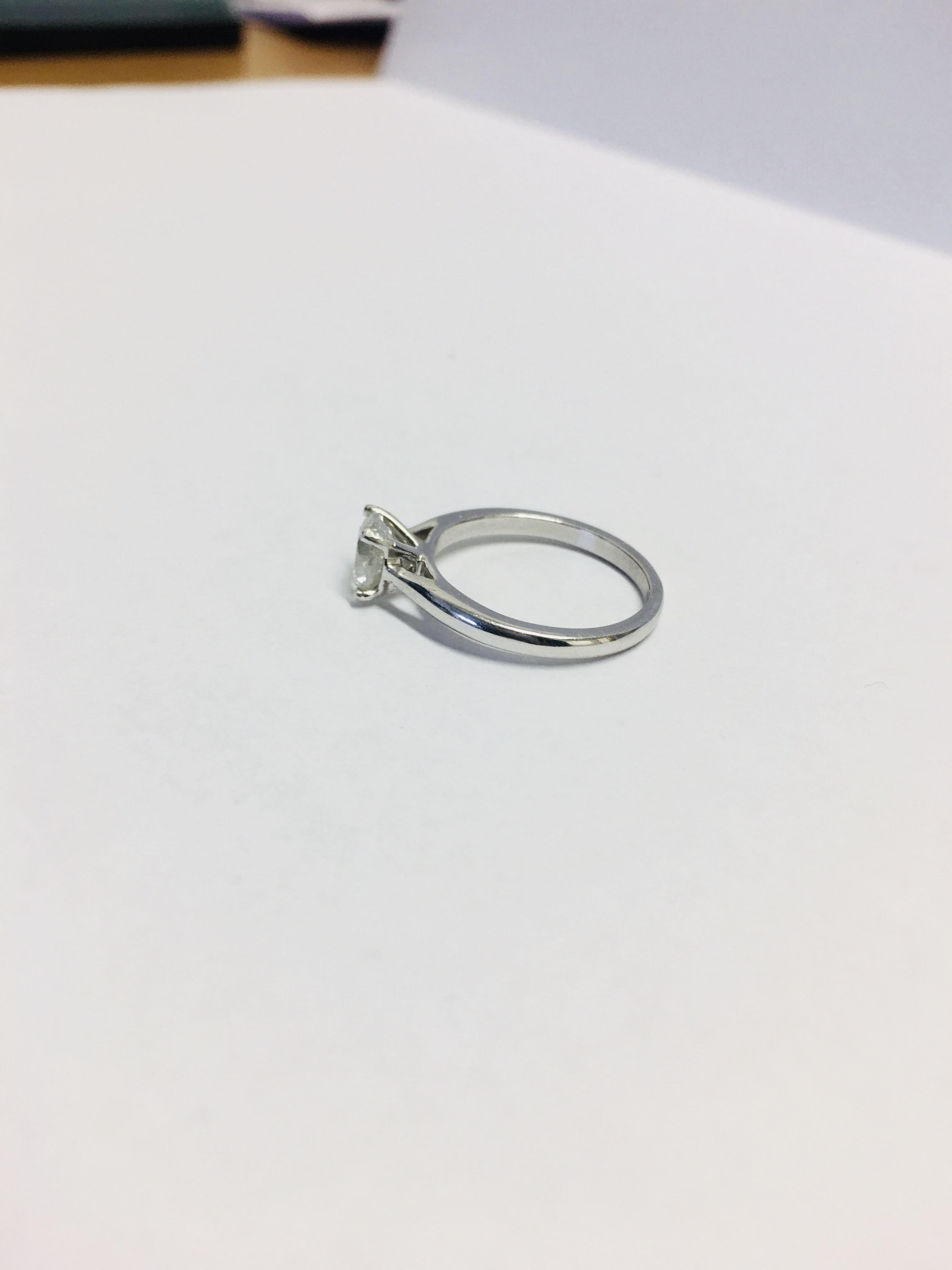 1Ct Brilliant Cut Diamond Solitaire Ring, - Image 2 of 4