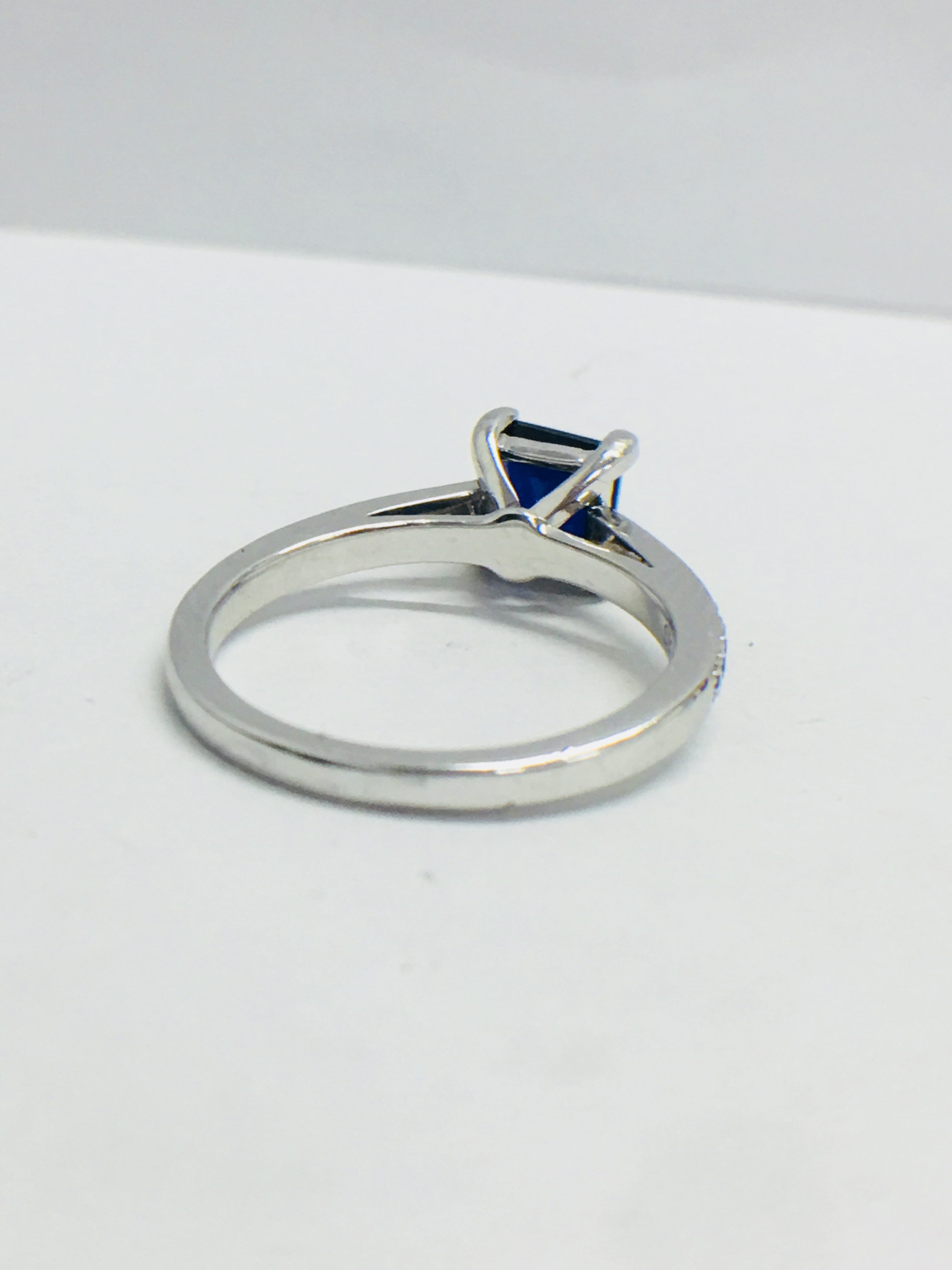 1Ct Princess Cut Sapphire, - Image 5 of 10