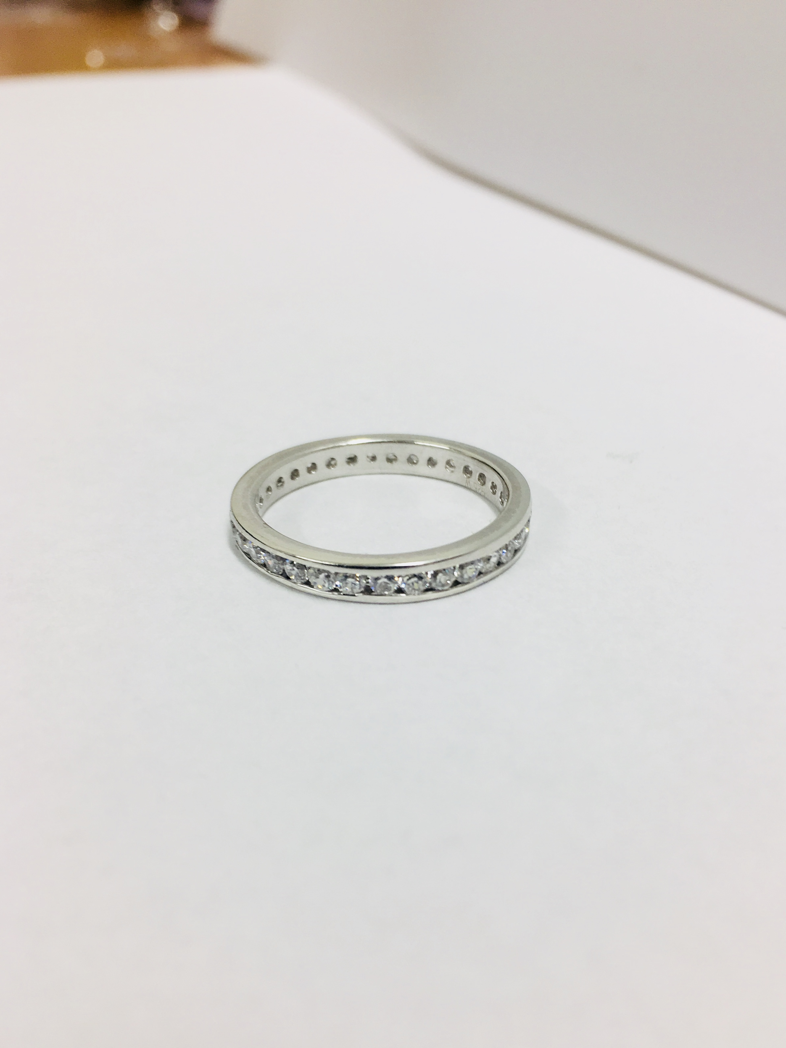 1.00Ct Full Diamond Band Ring. - Image 3 of 3