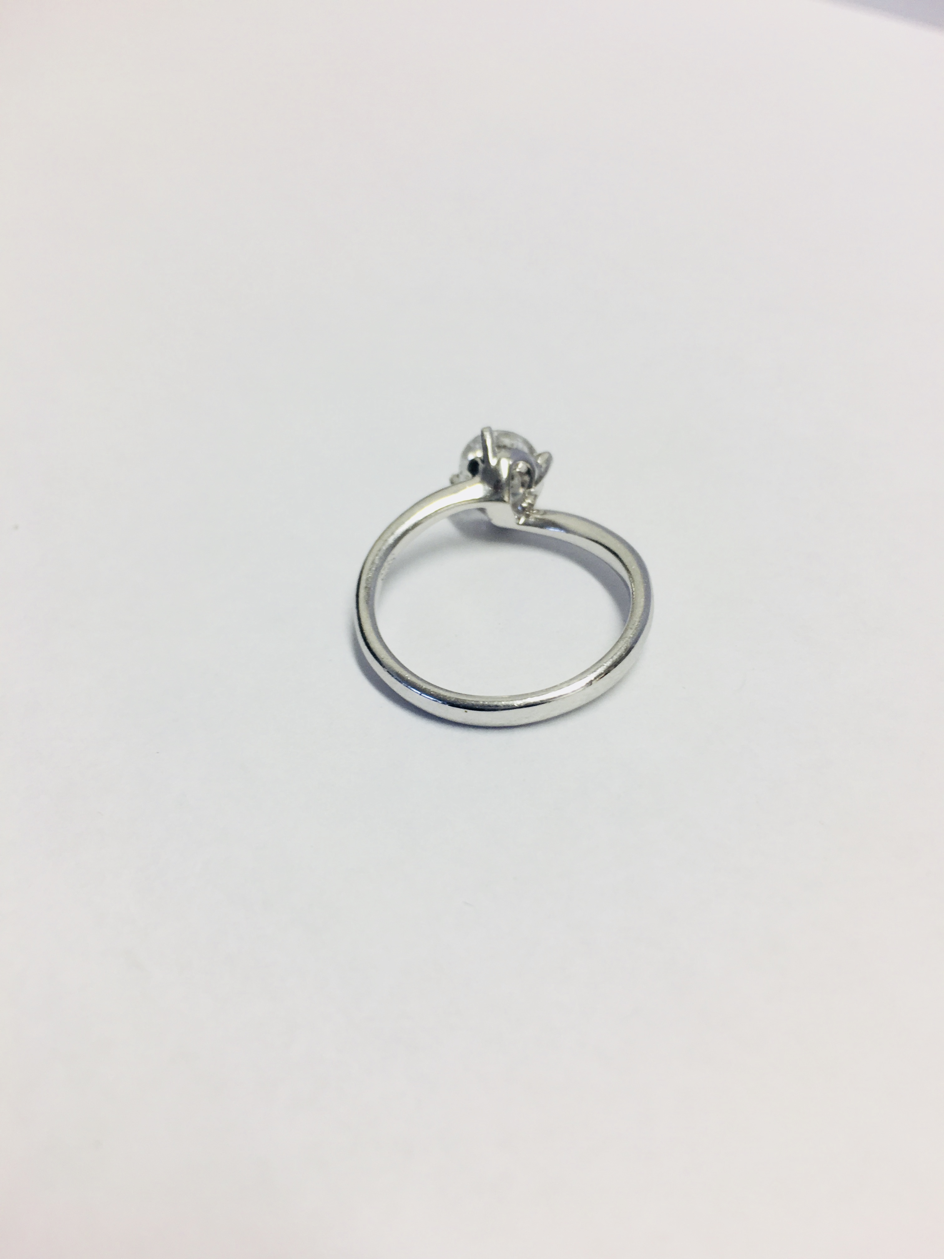 1Ct Brilliant Cut Diamond Solitaire Ring, - Image 4 of 6