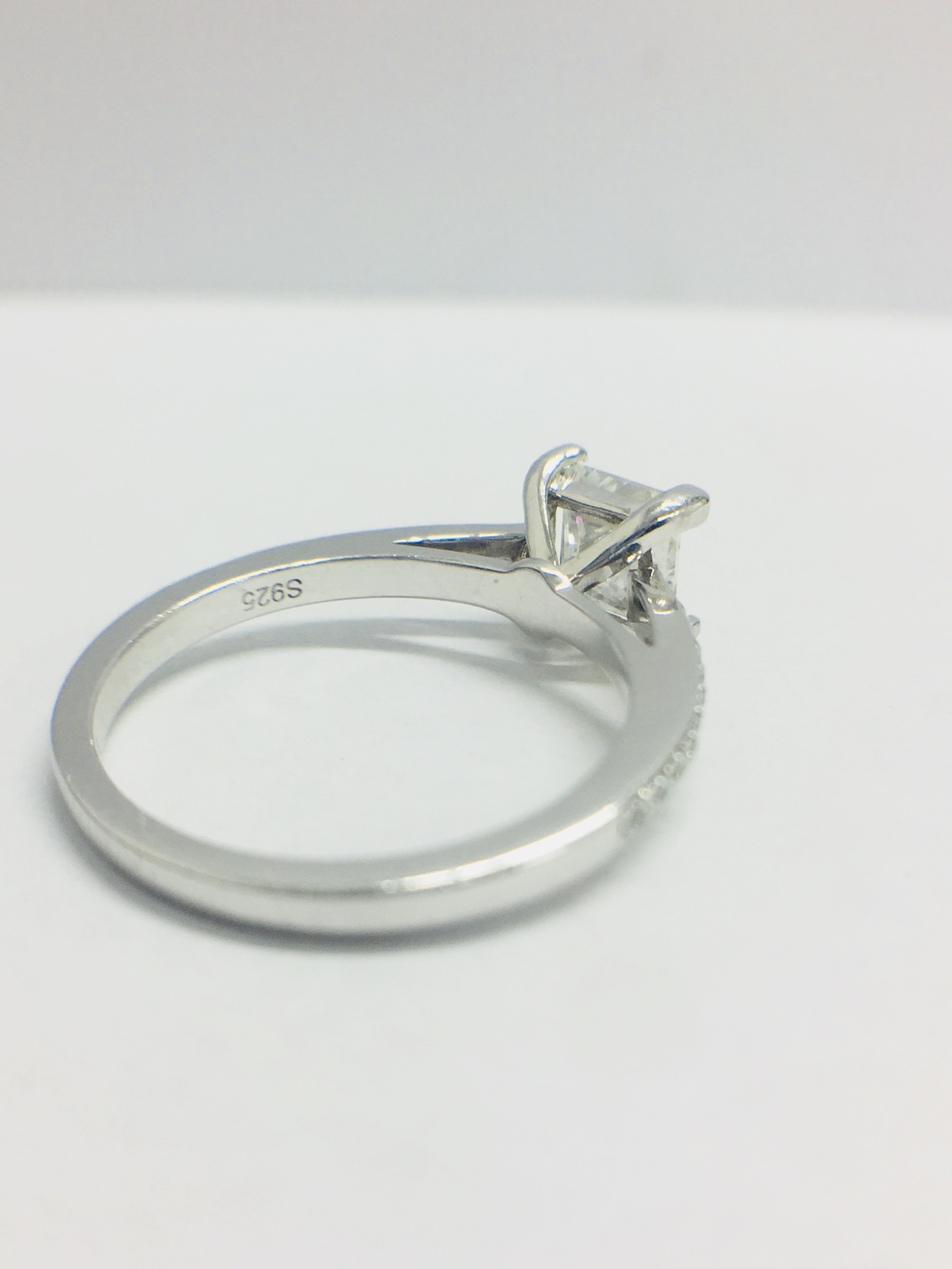 Platinum Diamond Solitaire Ring 1.10Ct Total Diamond Weight, - Image 9 of 12