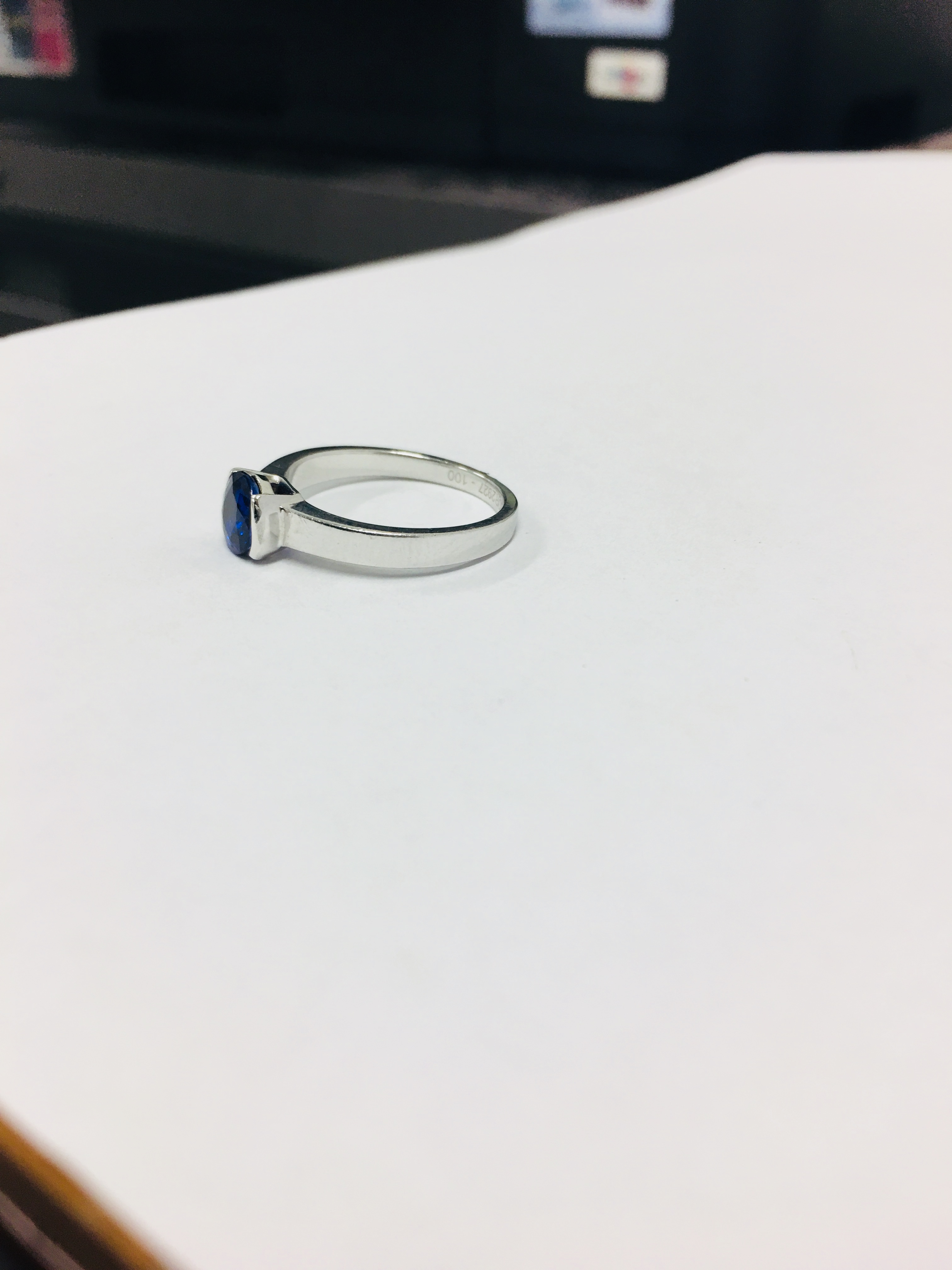 Platinum Sapphire Solitair Ring, - Image 3 of 3