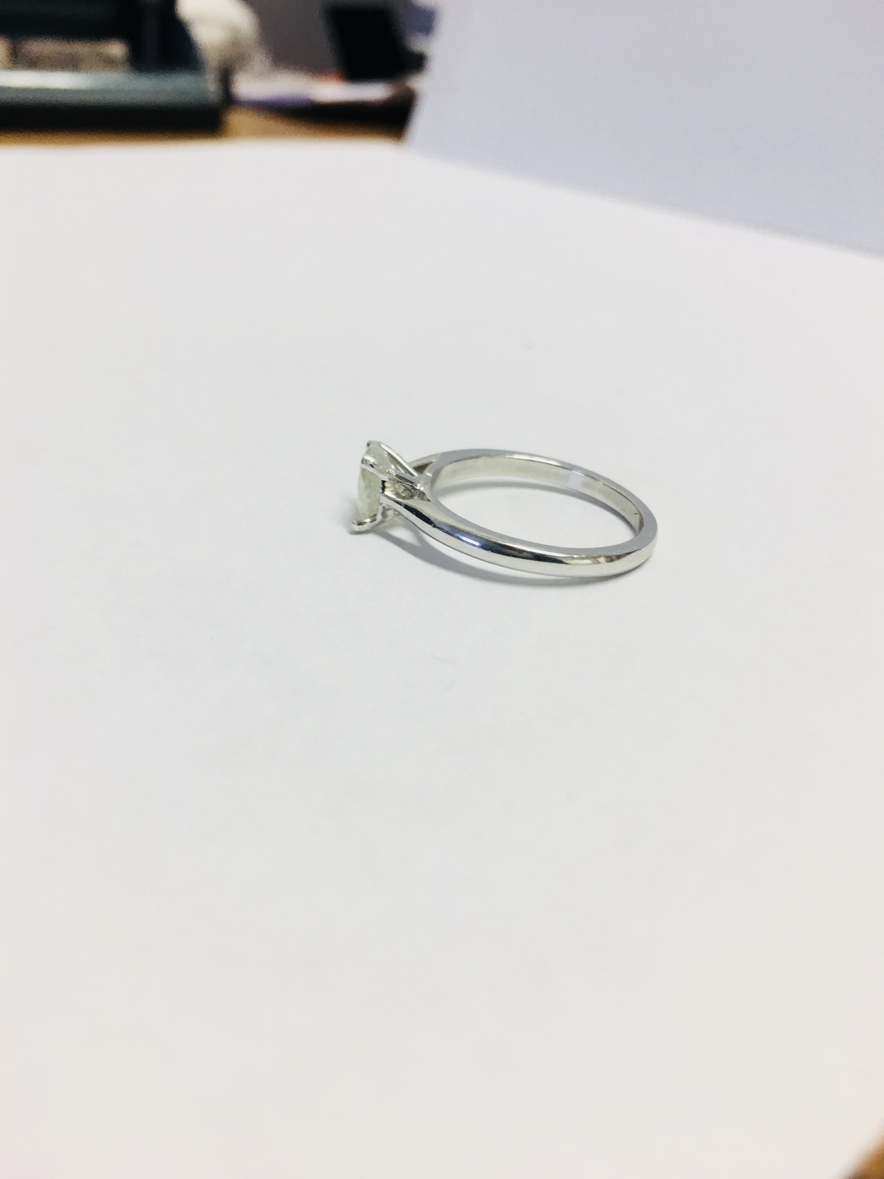 1Ct Brilliant Cut Diamond Solitaire Ring, - Image 2 of 5