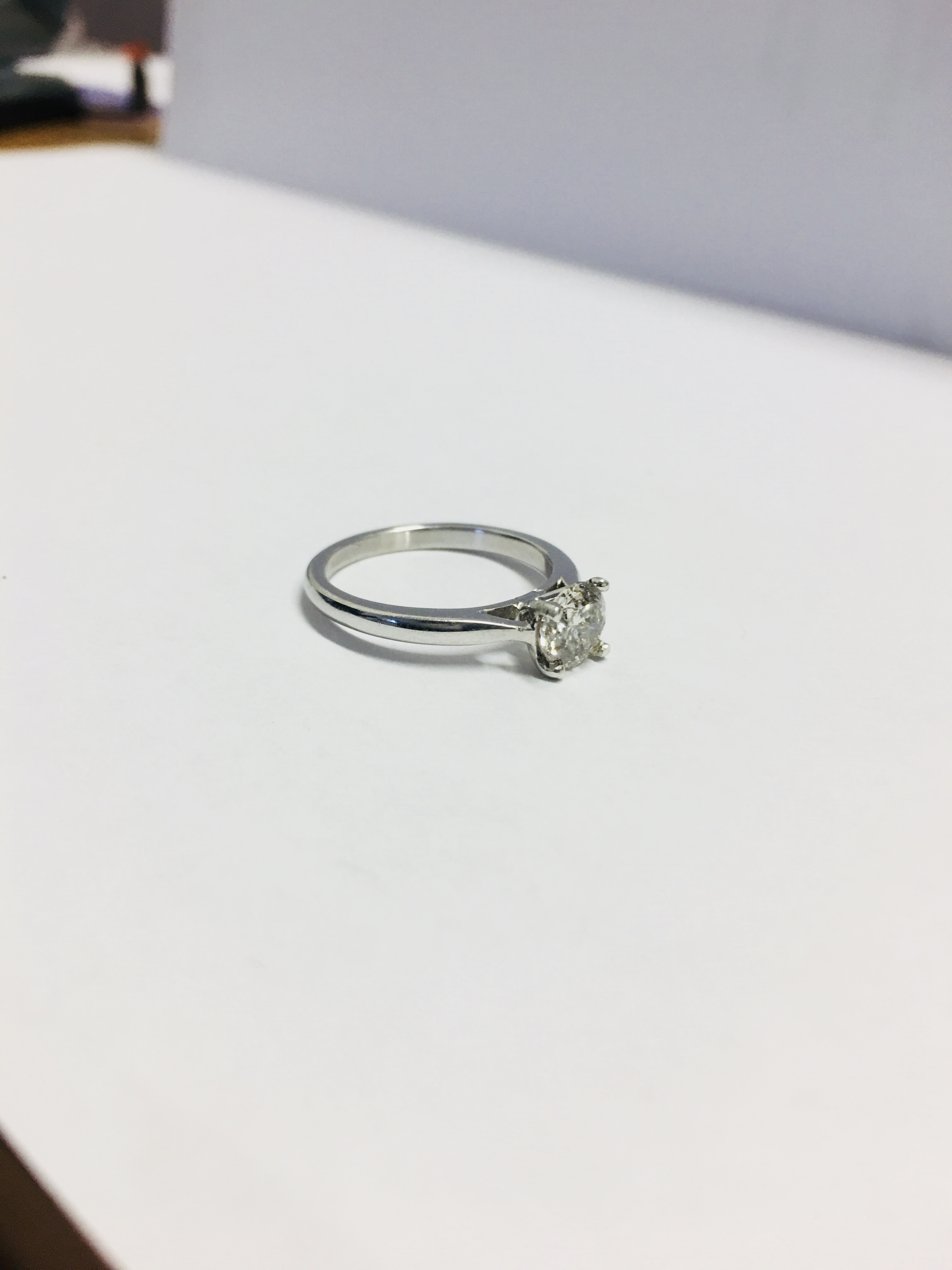 1Ct Brilliant Cut Diamond Solitaire Ring, - Image 5 of 5