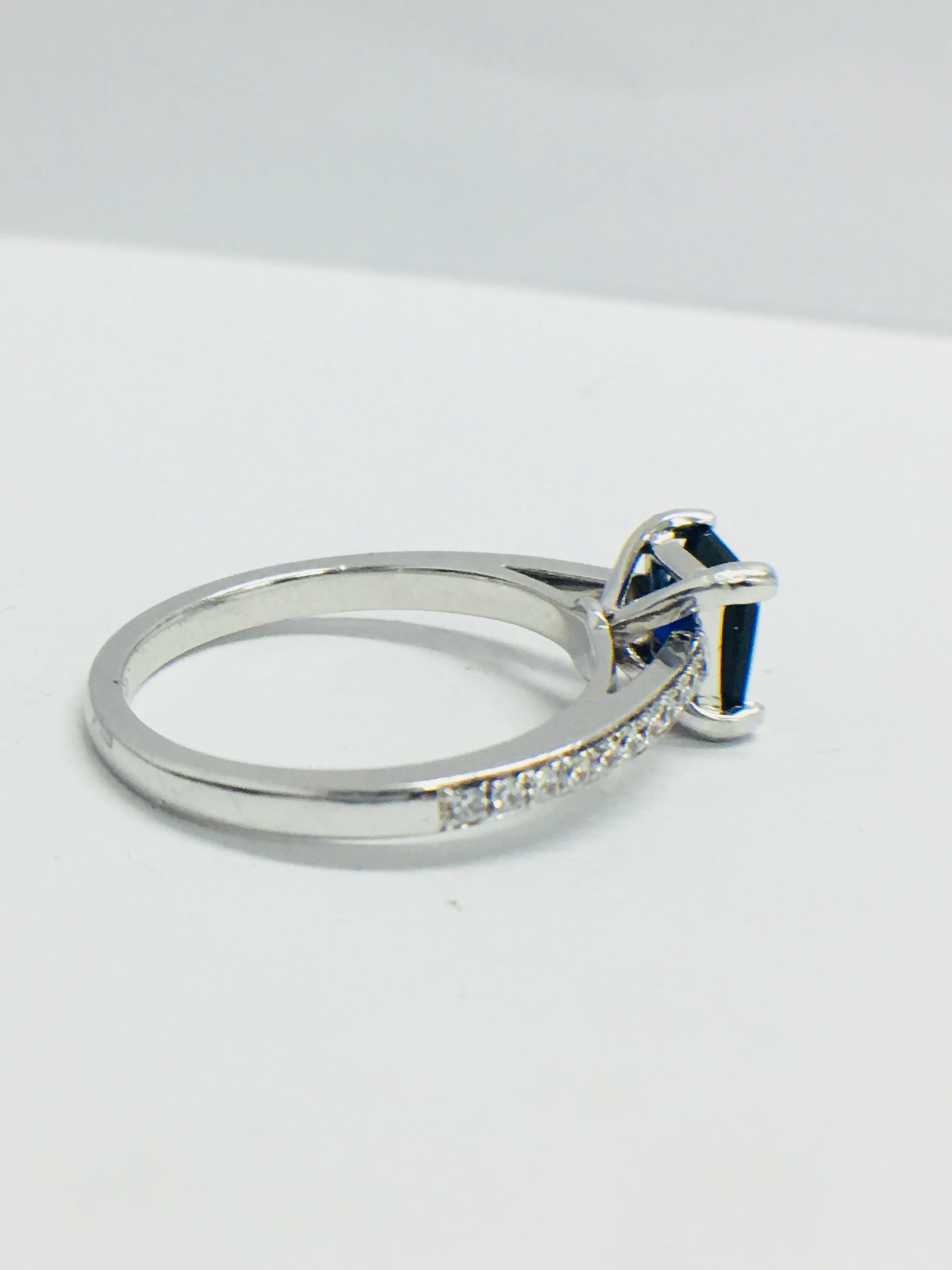 1Ct Princess Cut Sapphire, - Image 6 of 10