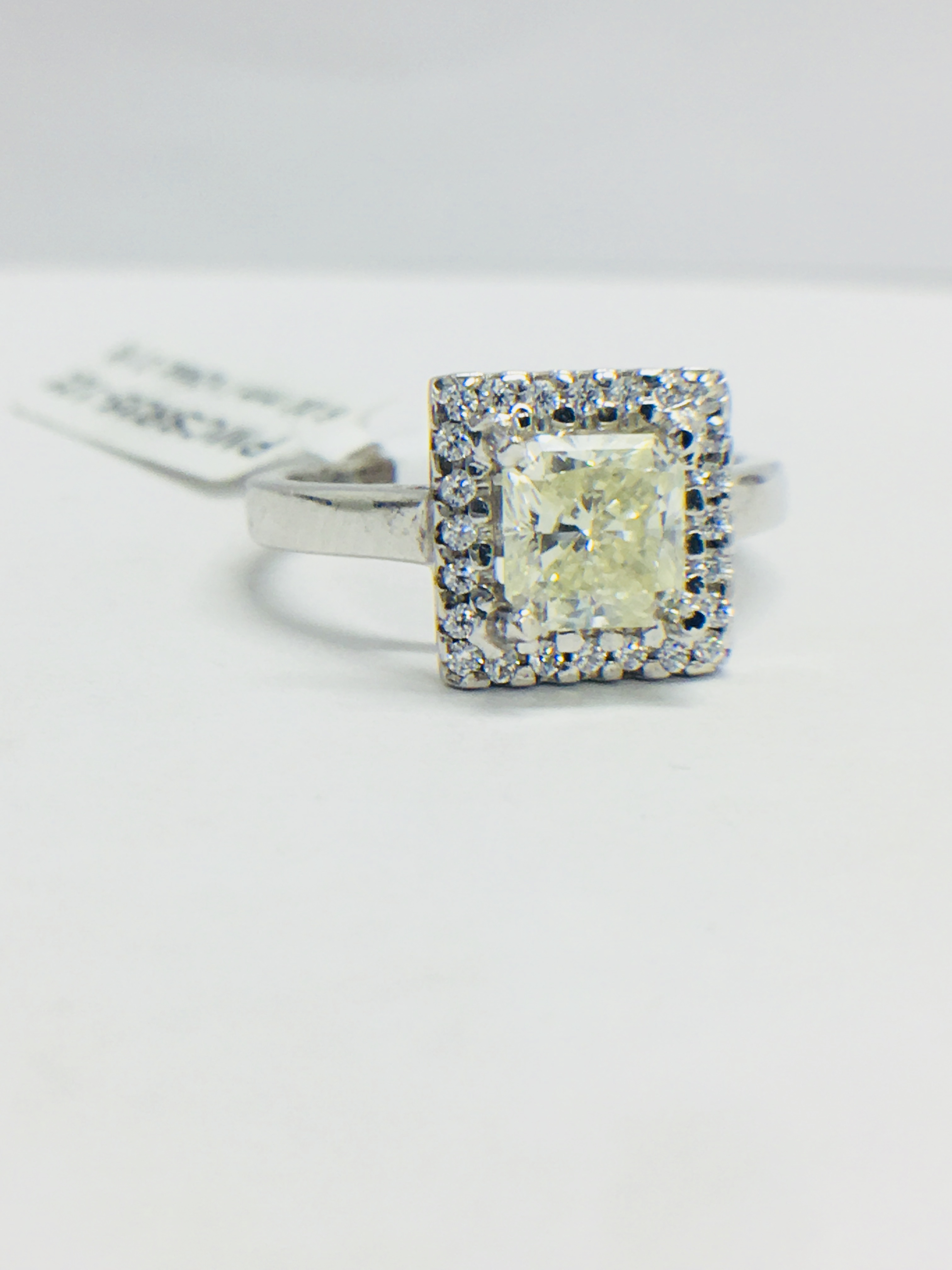 Platinum Diamond Square Dress Ring 1.20Ct Total Diamond Weight, - Image 3 of 4