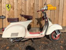 1970s VESPA 150CC, WHITE GOOD CONDITION, , STARTS/RUNS/DRIVES, NEEDS RE-REGISTERING & MOT, BUYER RES