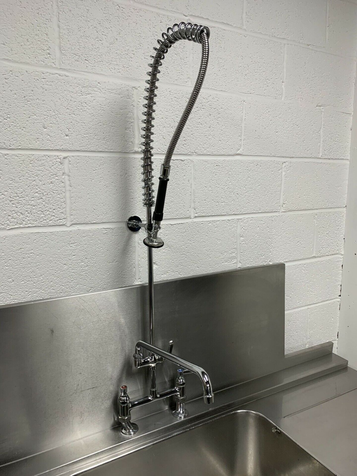 Stainless Steel Lefthand Dishwasher Entry / Inlet Sink With Reach Tap - Image 3 of 5