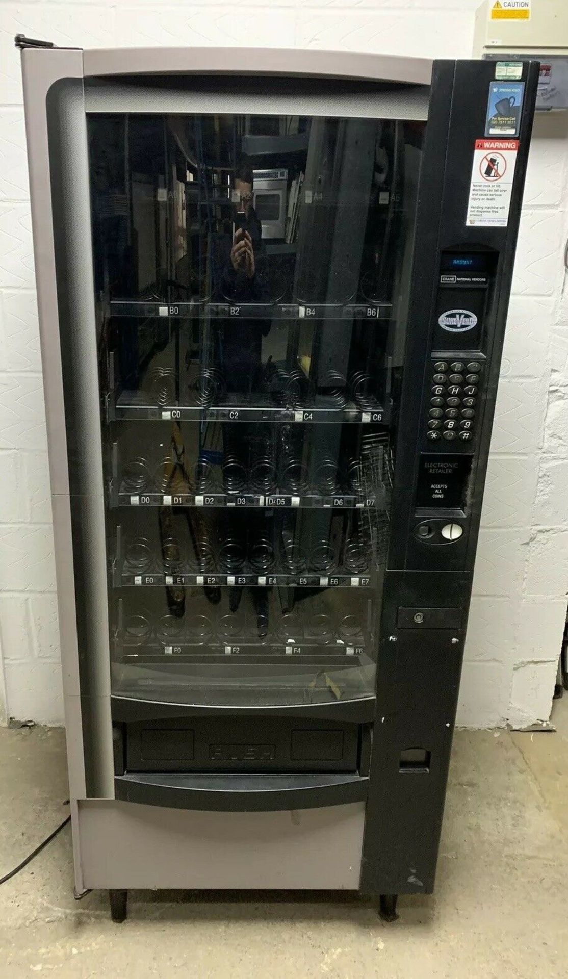 Crane 458 Vending Machine