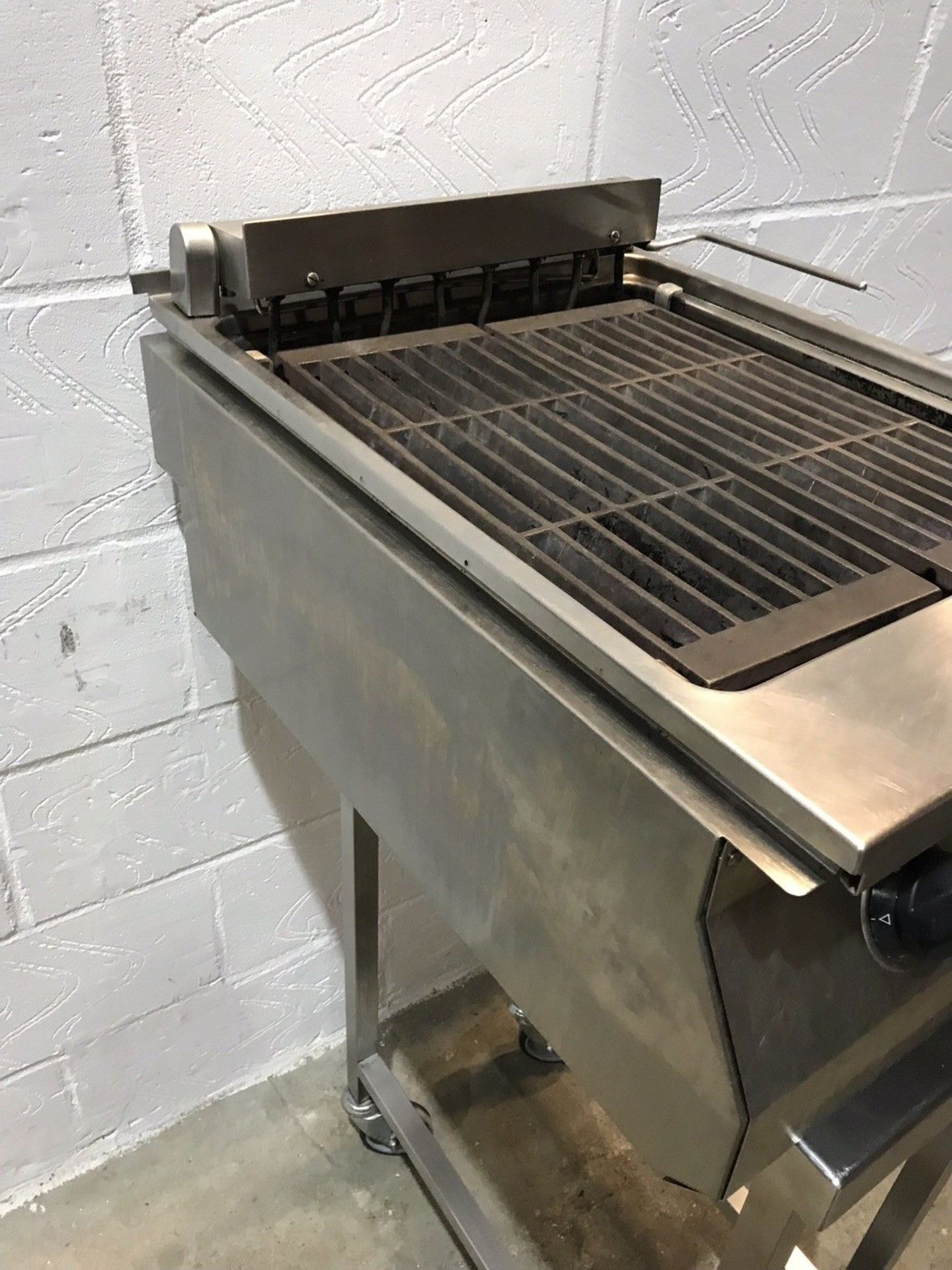 MKN Chargrill - Image 2 of 5