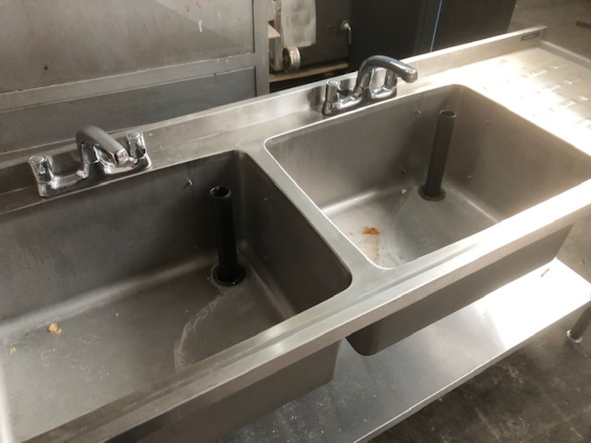 Moffat Bespoke Double Bowl Single Drainer Sink Unit & 3inch Lever Mixer - Image 2 of 2