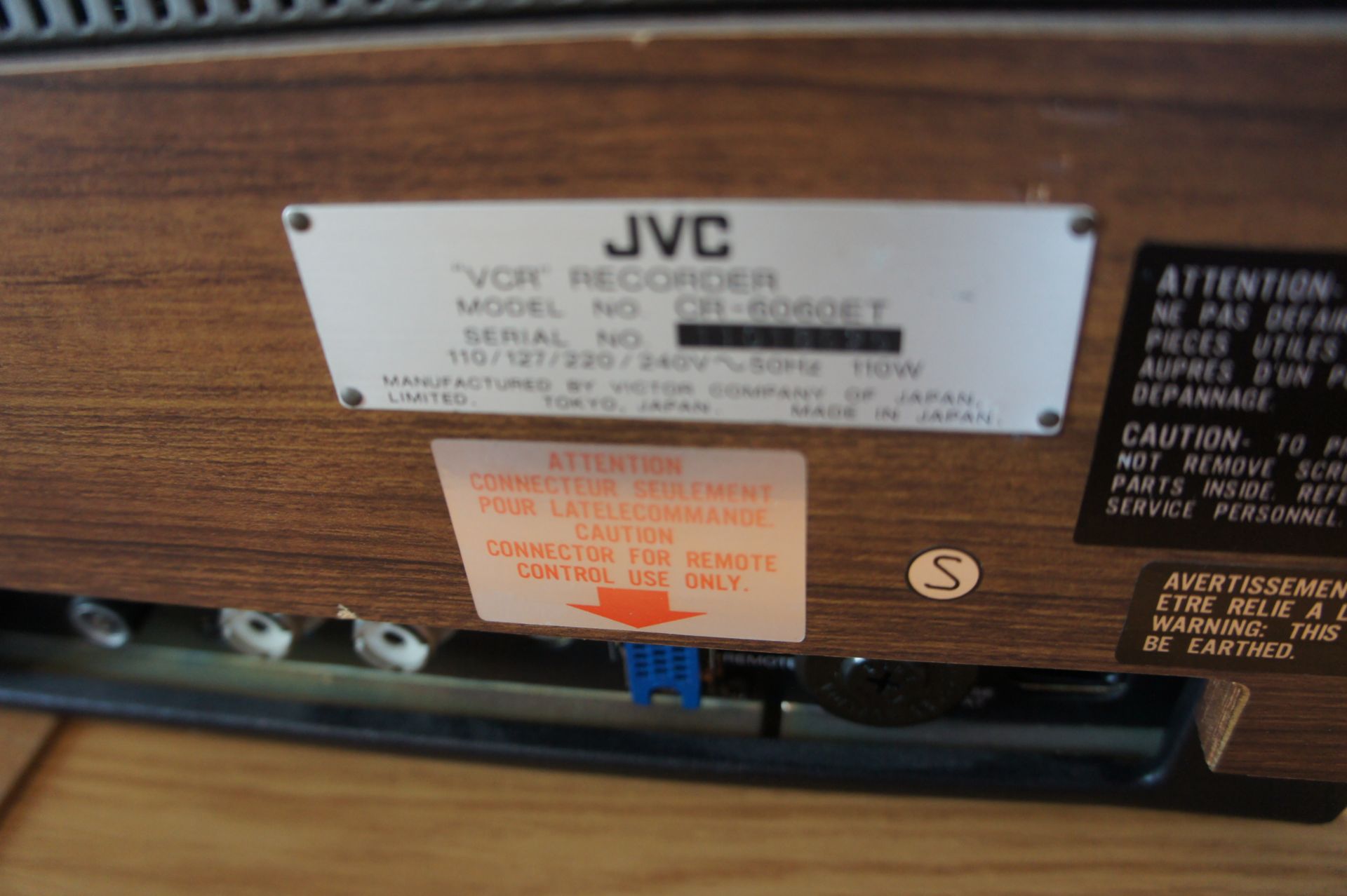 JVC CR-6060ET VCR system - Bild 2 aus 2