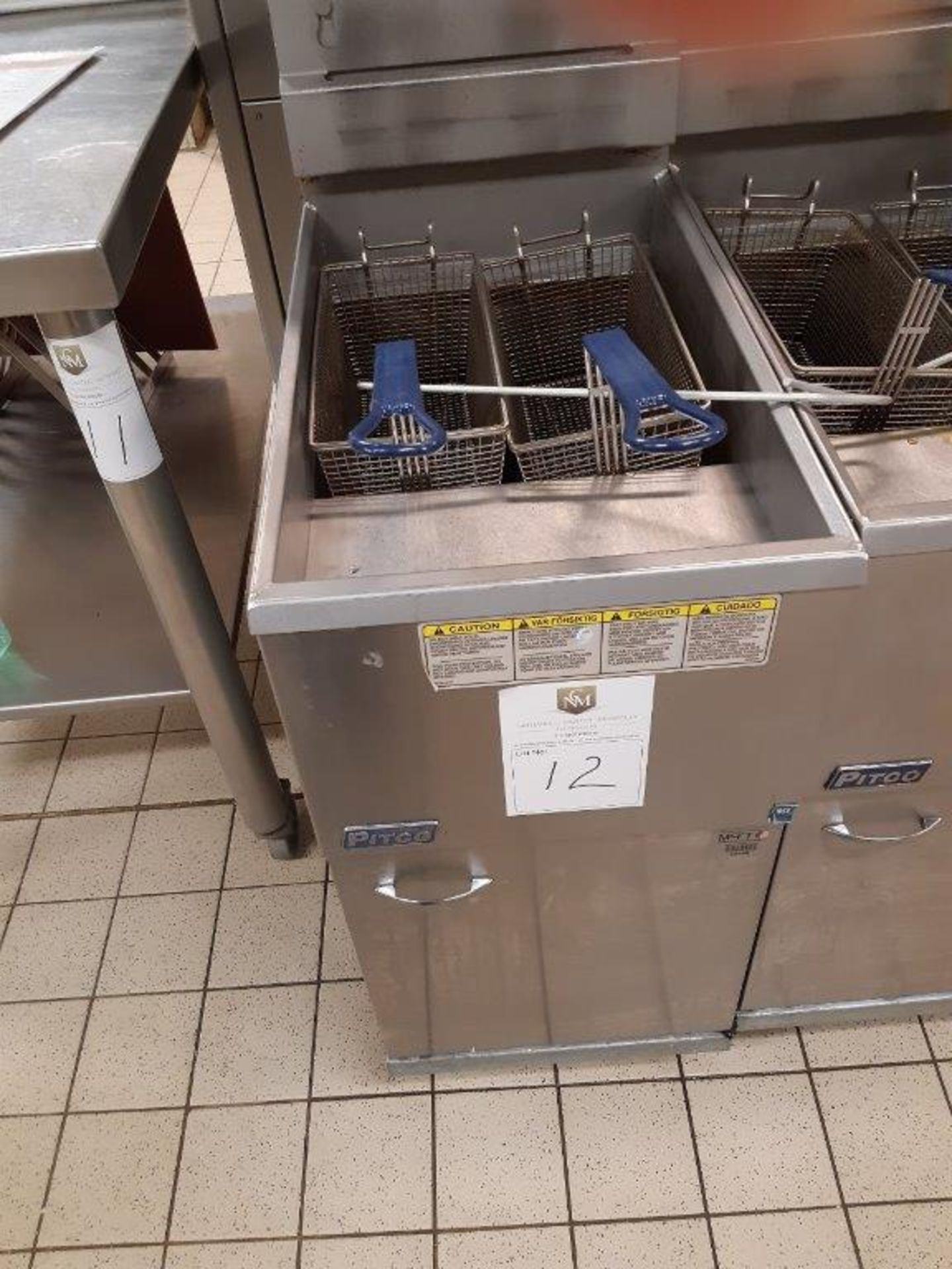 Pitco twin tank deep fat fryer - Image 2 of 3