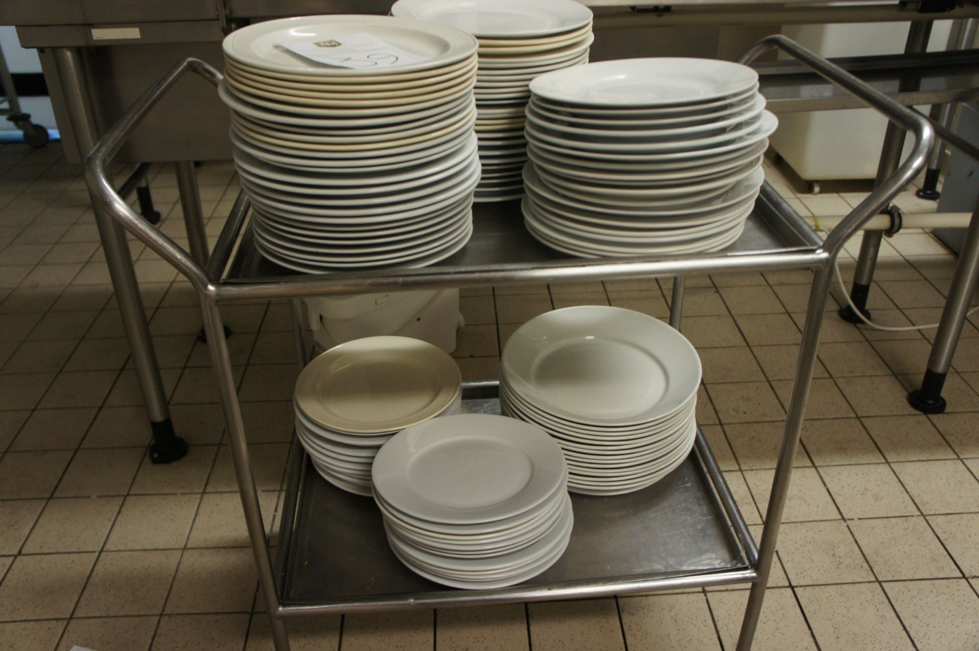 A mixed quantity of dining plates, as lotted - Image 2 of 2