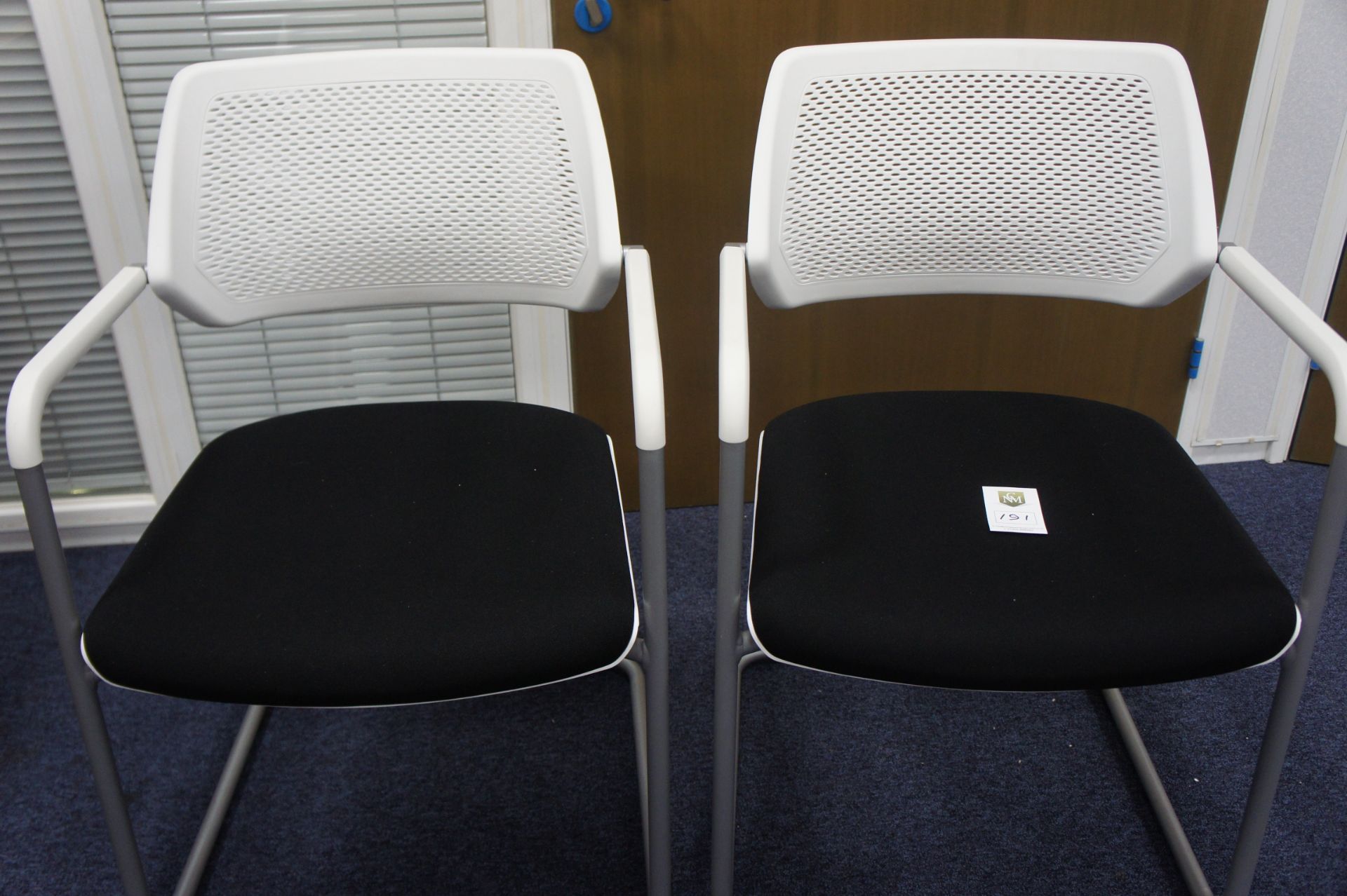 2 x Steelcase 57400 Sarrebourg chairs