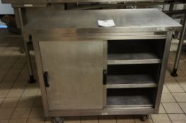 Moffat mobile plate warming cabinet