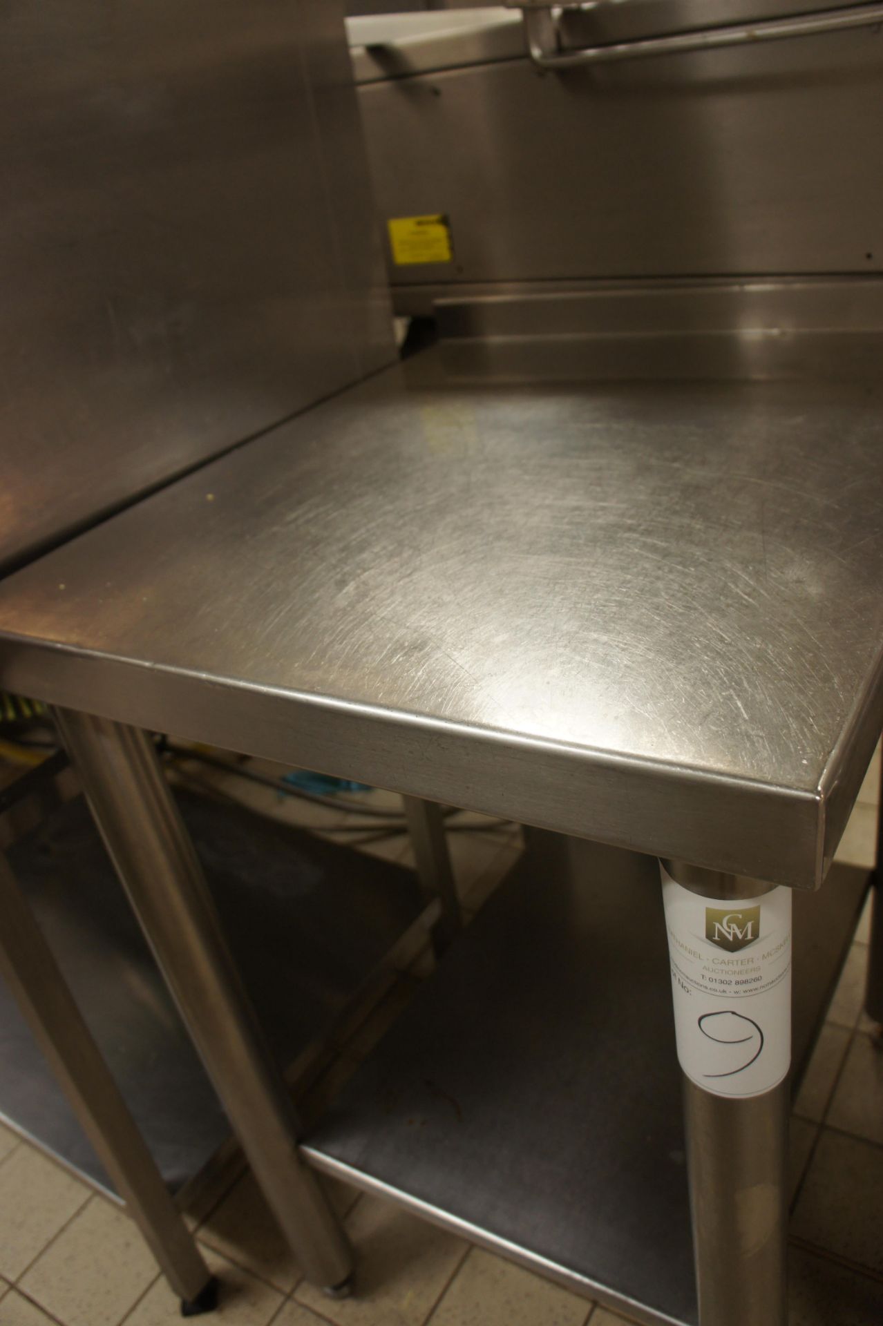 Stainless steel preparation table with shelf under, 600mm - Image 2 of 2