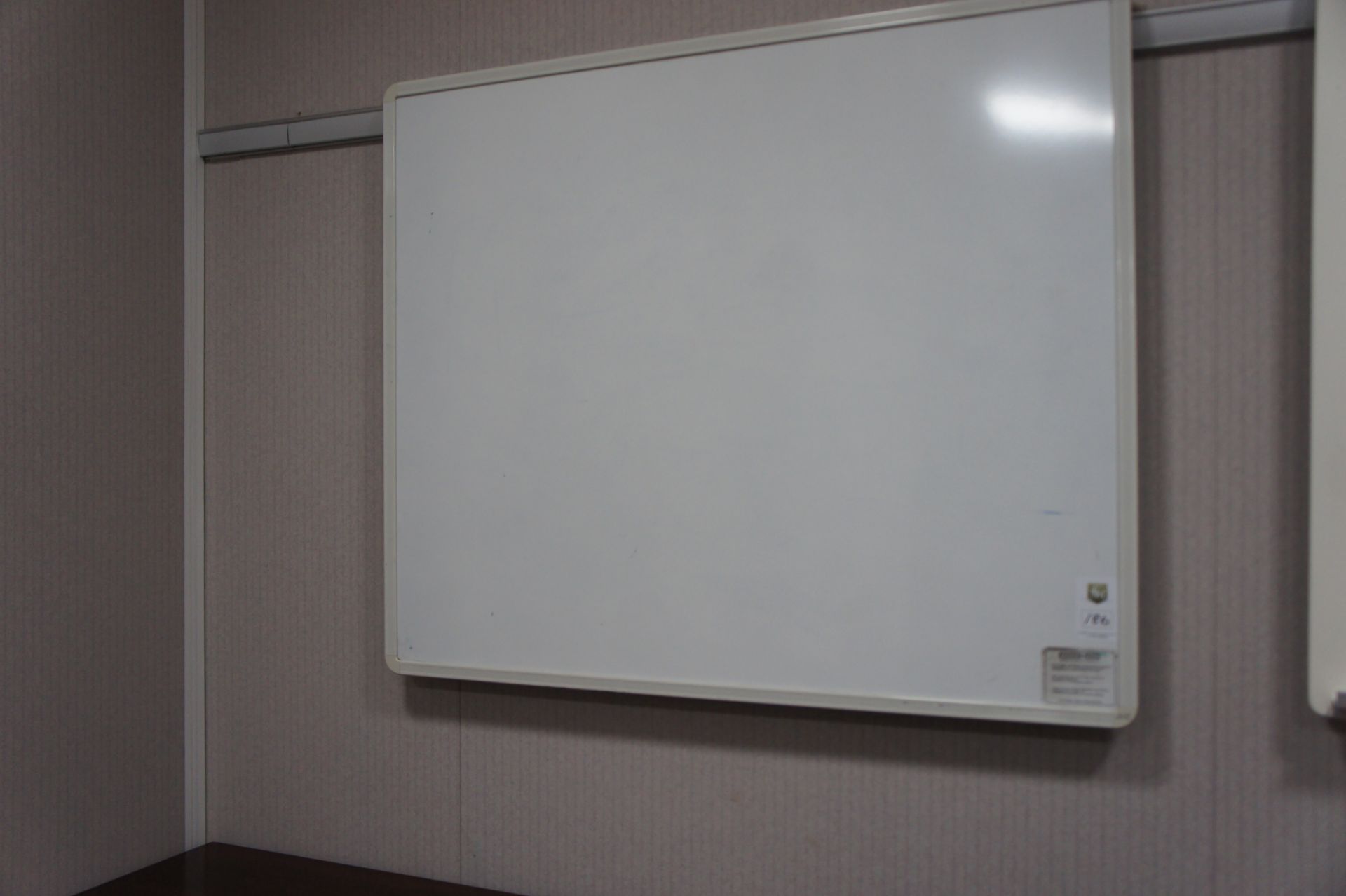 Anders & Kern track mounted white board and flipchart unit - Image 2 of 2