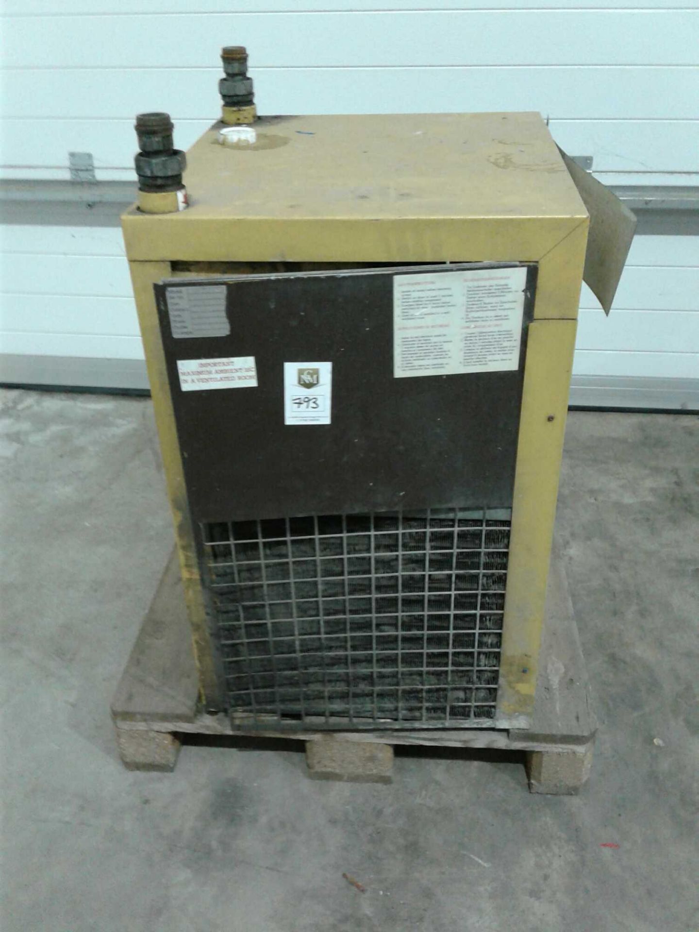 HPC compressed air dryer
