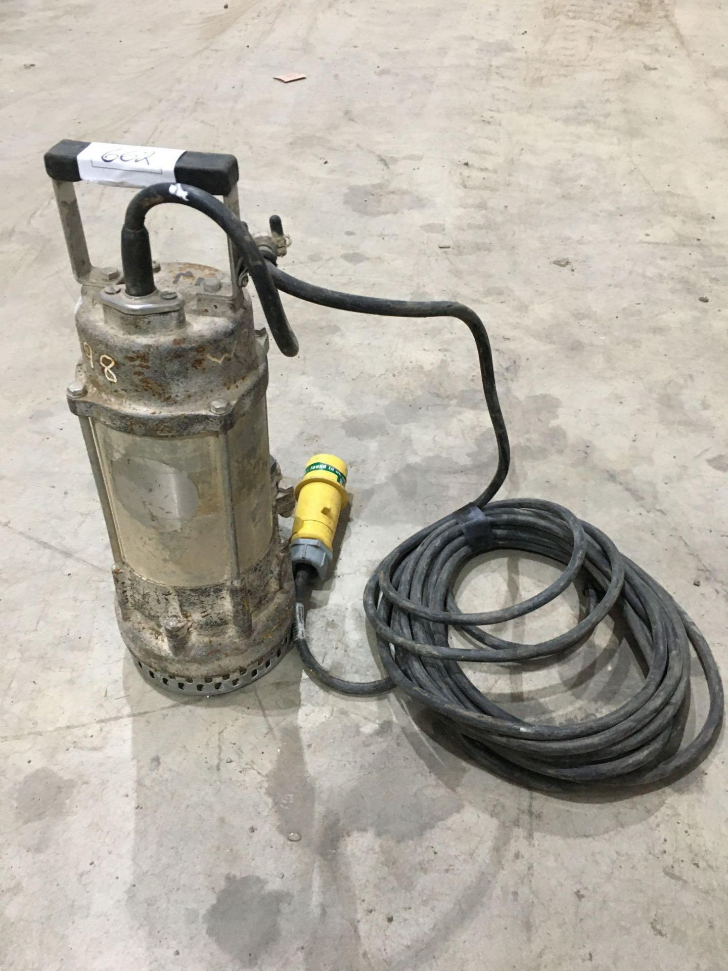 Submersible pump 110V