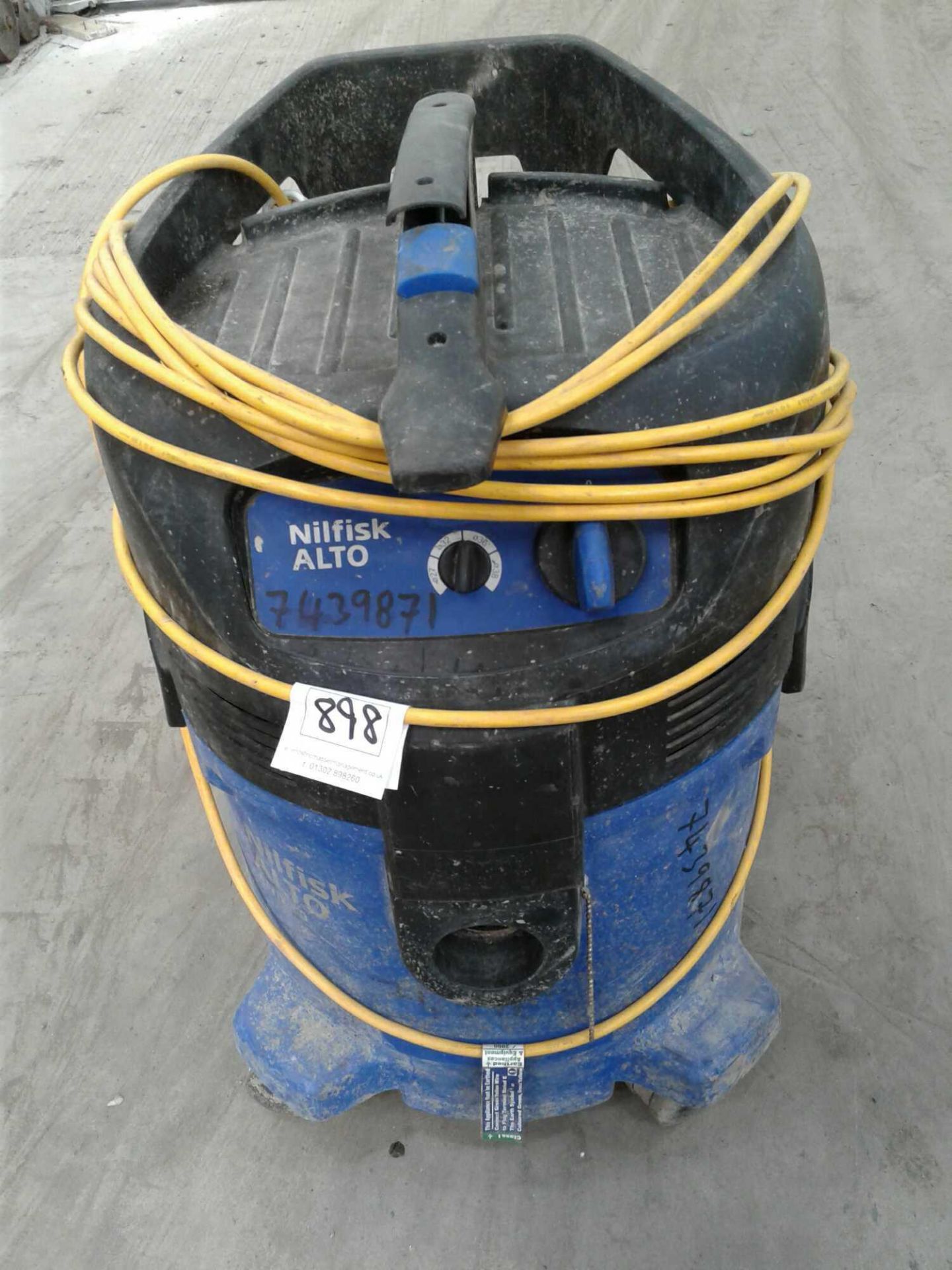 Nilfisk alto vacuum cleaner 110 V