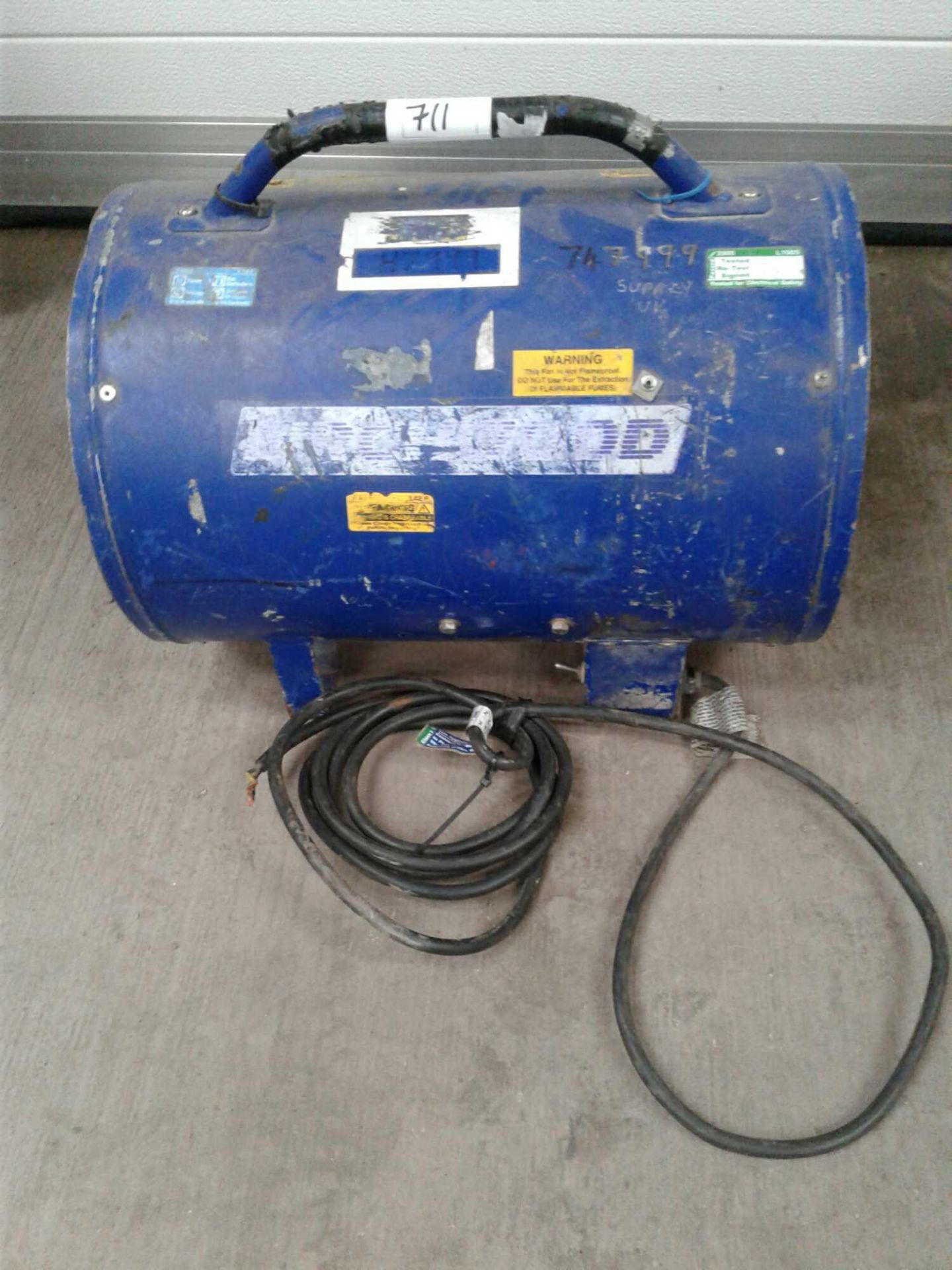 Fume extractor 110v