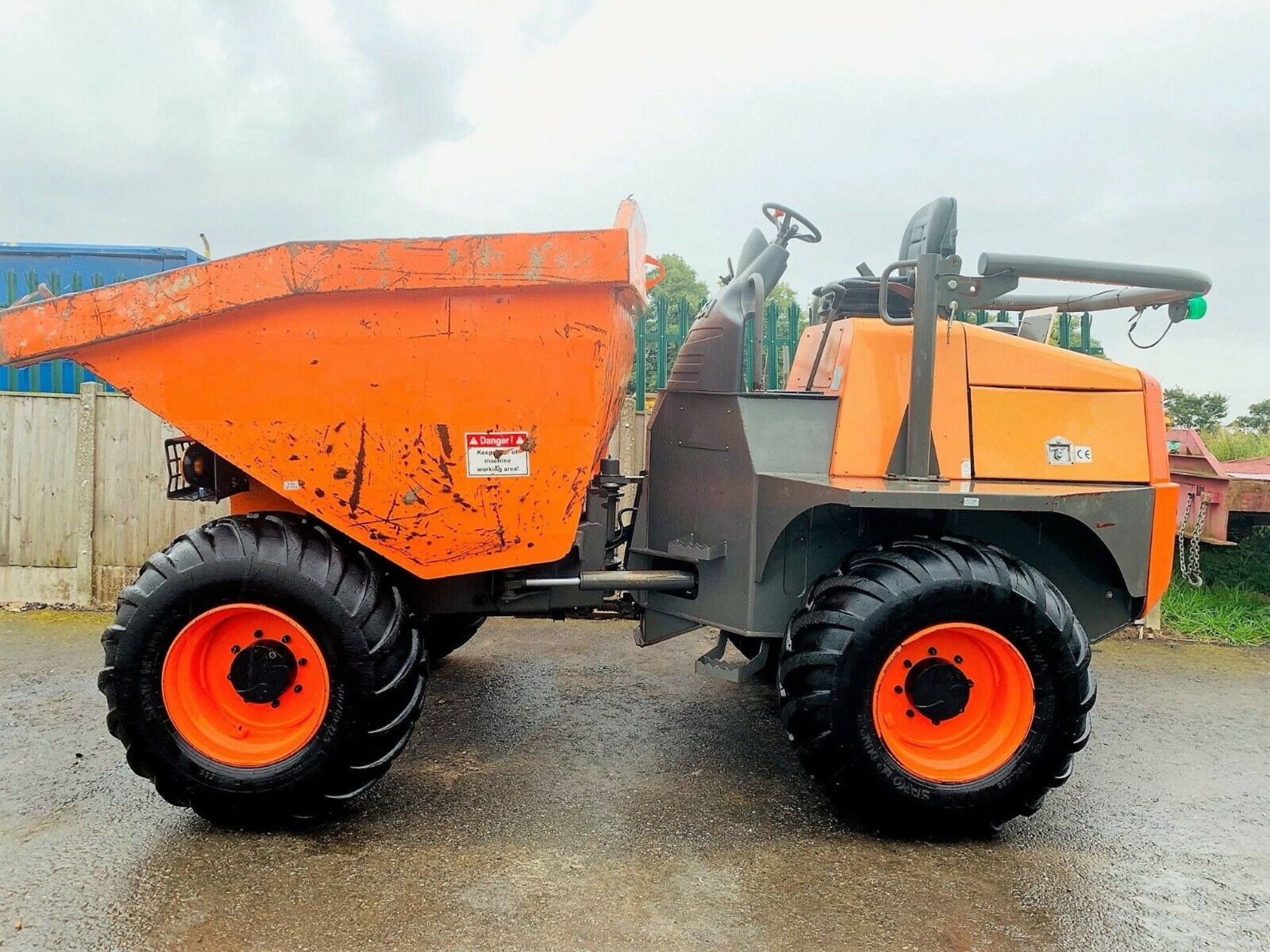 Ausa D1000 AP 10 Tonne Straight Tip Dumper - Bild 10 aus 11