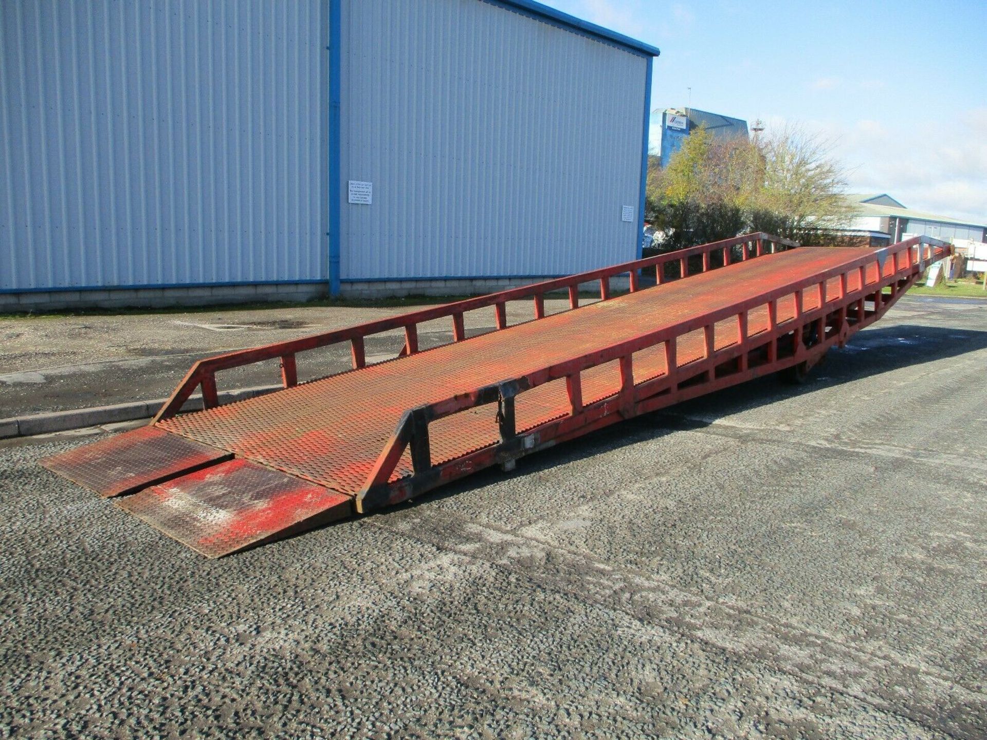 Container Loading Ramp - Image 8 of 9