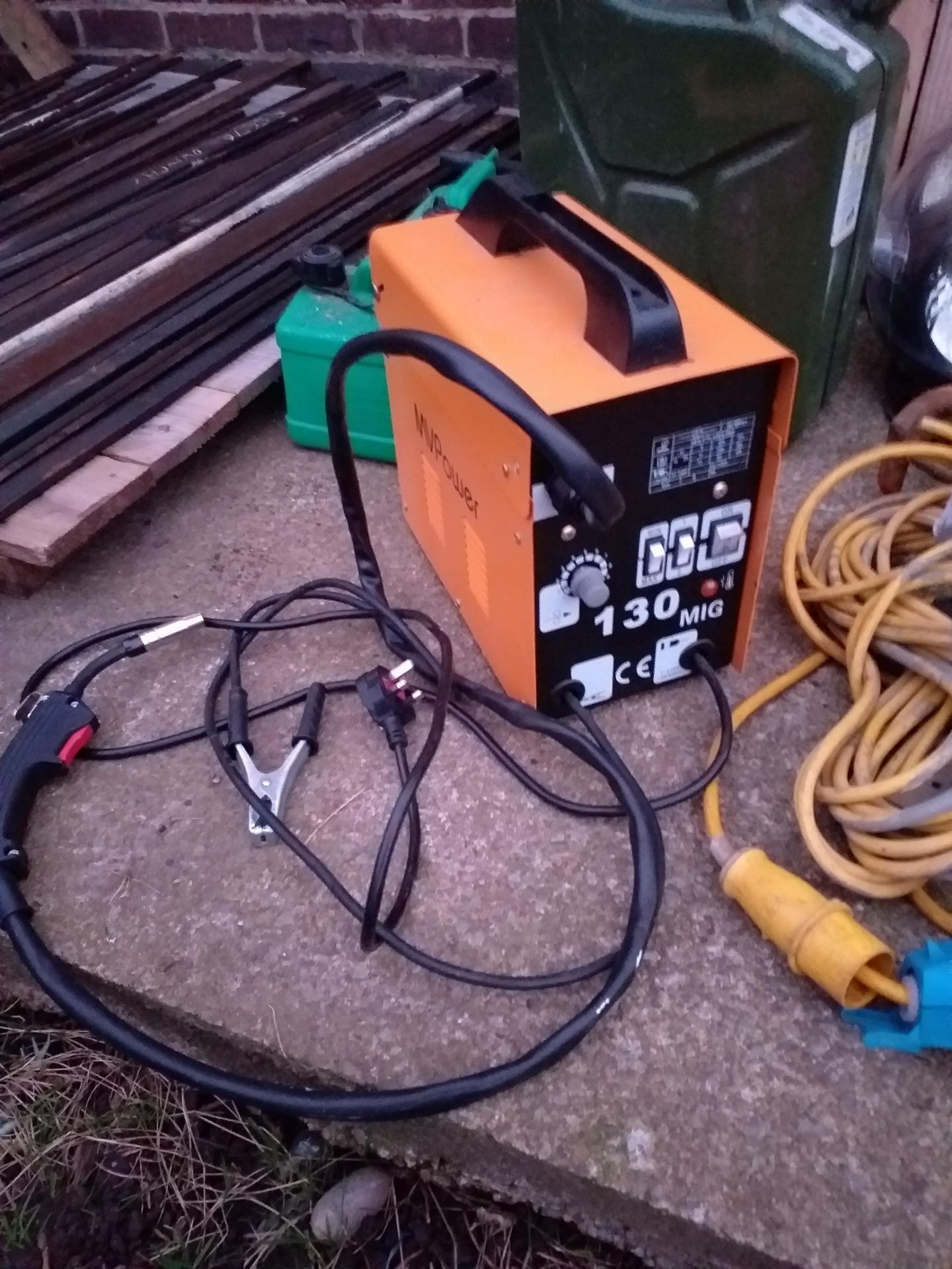 Mig Welder, Steel and Garage Joblot - Image 2 of 5