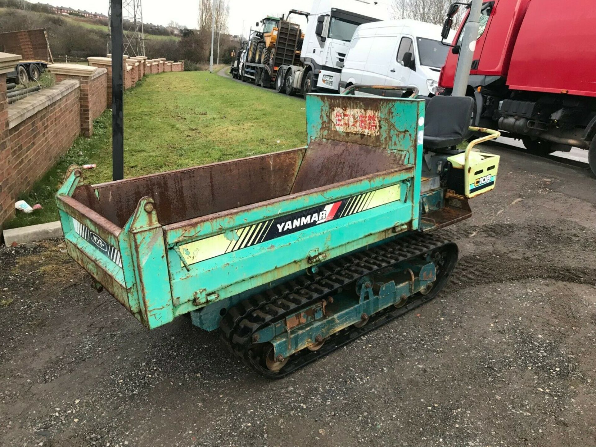 Yanmar C10R Tracked Dumper - Bild 2 aus 9