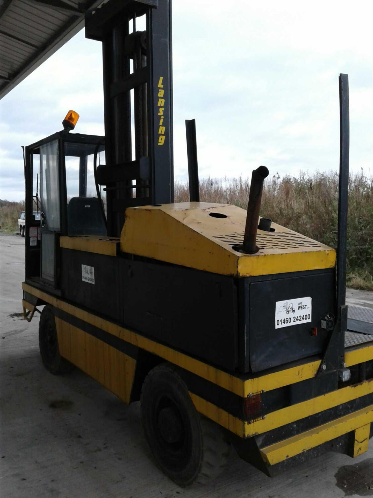 Lansing fork lift side loader - Image 4 of 7