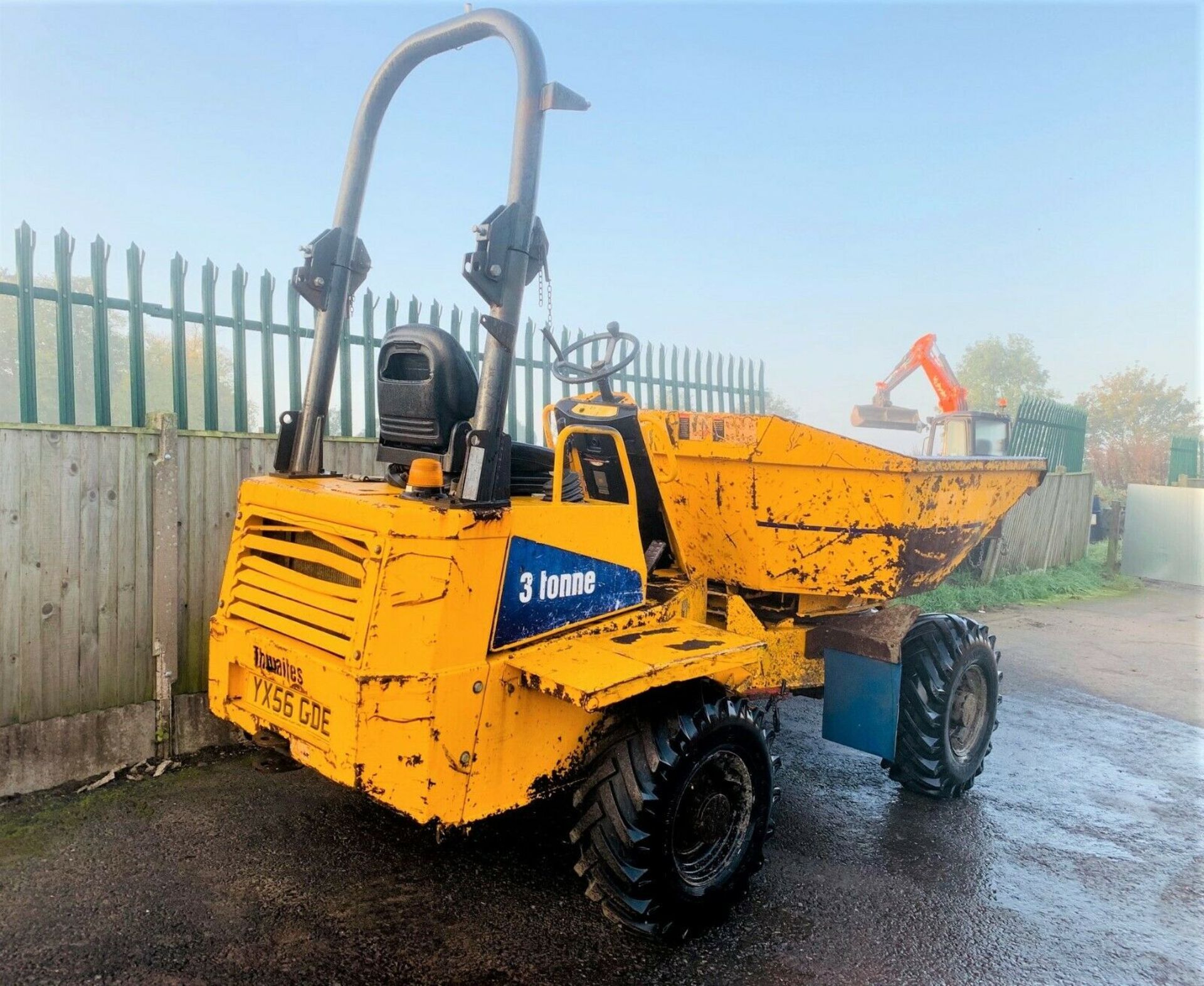 Thwaites 3 Tonne Swivel Dumper - Image 4 of 10