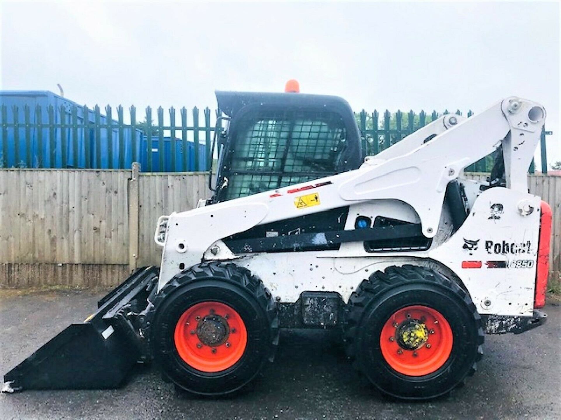 Bobcat S850 Skidsteer - Image 11 of 12