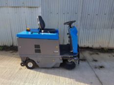 Vaclenza 1250 ride on sweeper - DEMO HRS