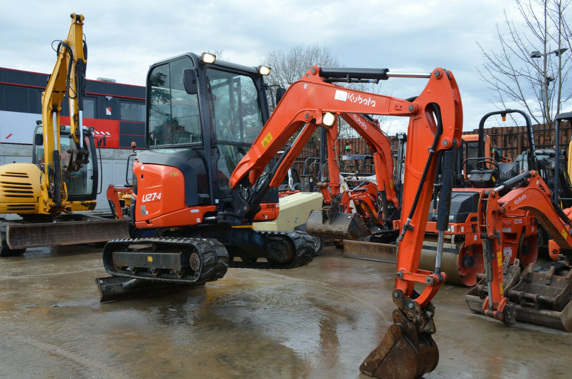 Kubota U27-4 Mini Excavator - Image 11 of 12