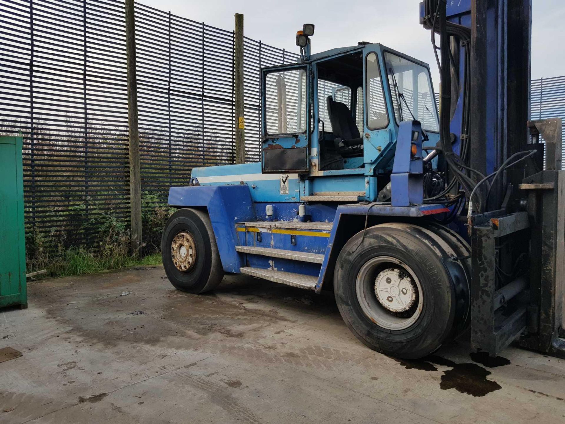 SVE 18 ton @ 1200 Diesel Forklift - Image 6 of 11