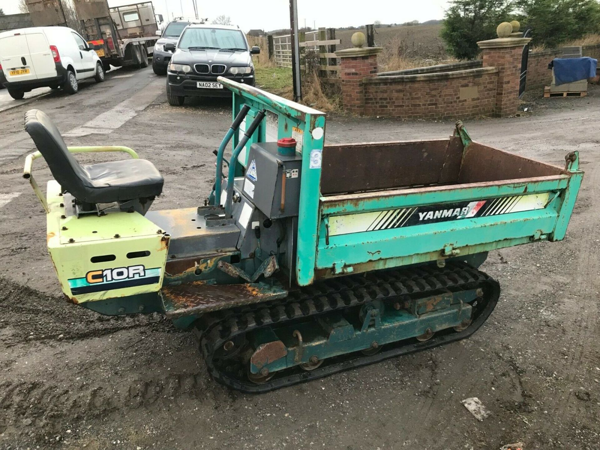 Yanmar C10R Tracked Dumper - Bild 3 aus 9