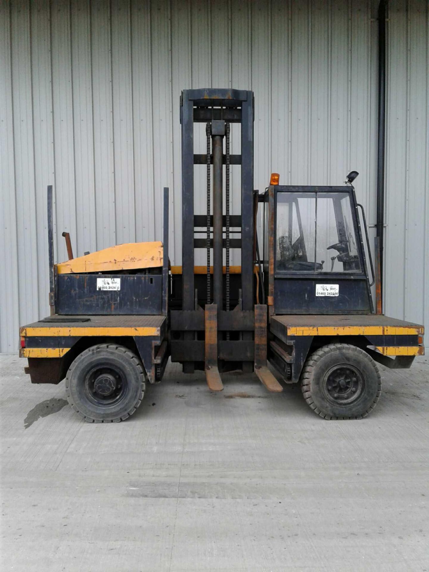 Lansing fork lift side loader