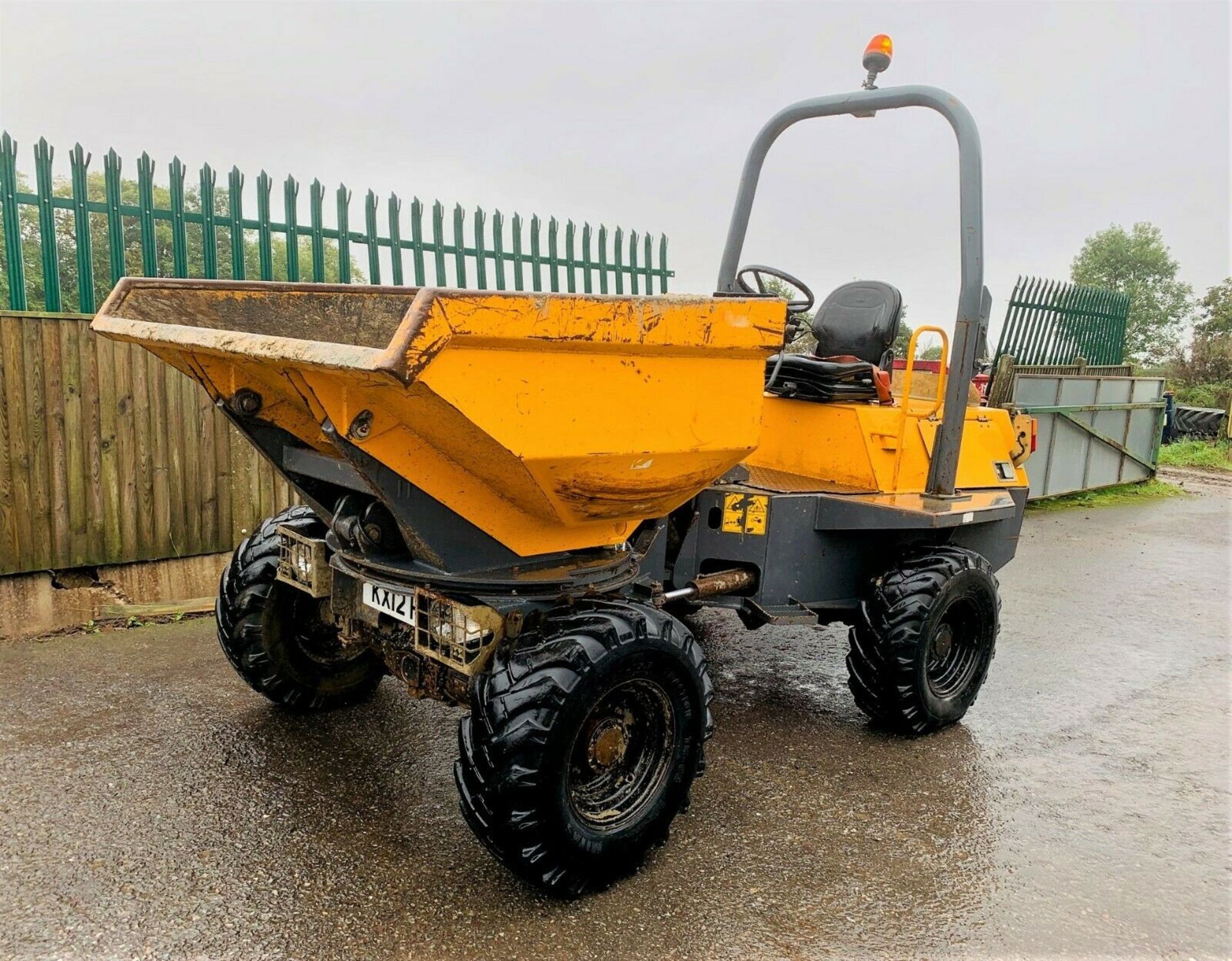 Terex TA3 SH Dumper 3 Tonne Swivel - Image 3 of 11