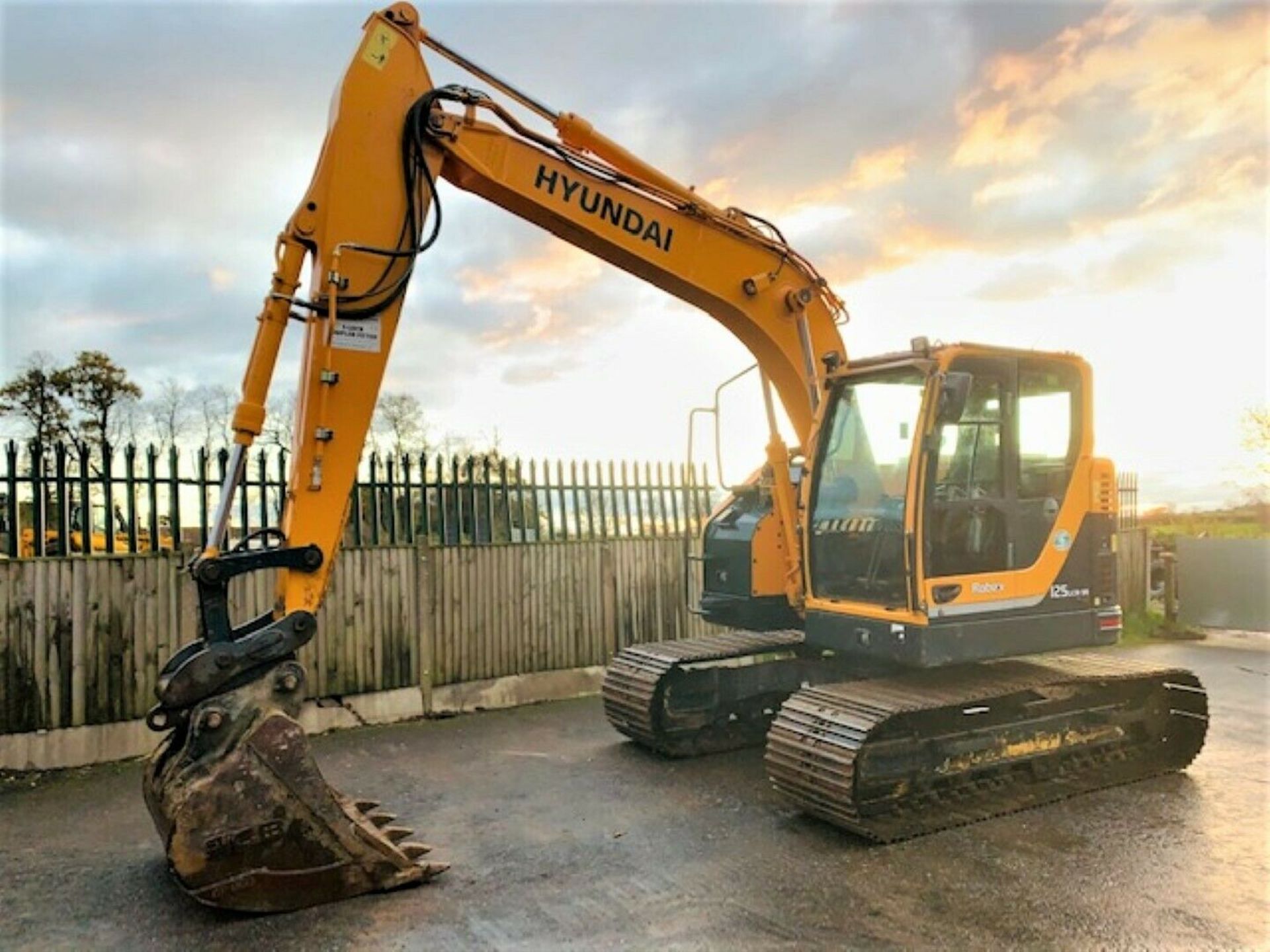 Hyundai Robex Excavator Digger 125 LCR-9A - Image 10 of 12