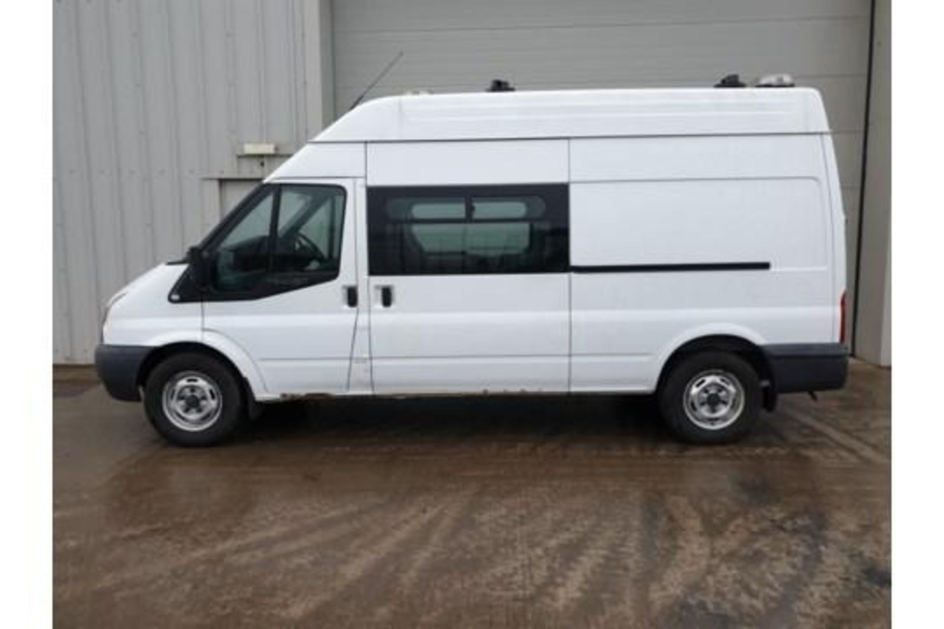 2013 / 63 Ford Transit 2.4 Diesel Welfare Van - Image 8 of 19