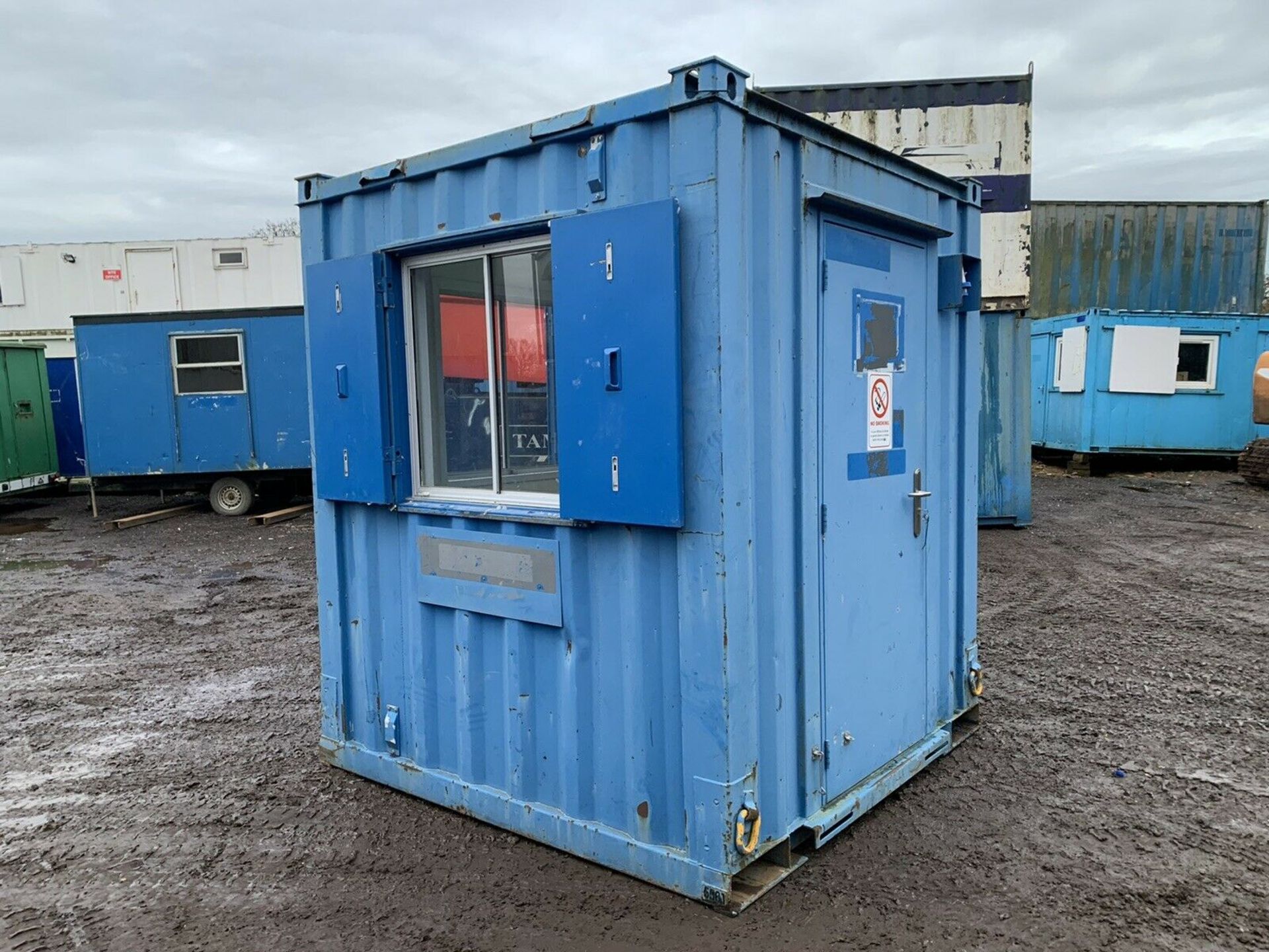 Steel Site Cabin 7ft - Image 3 of 10