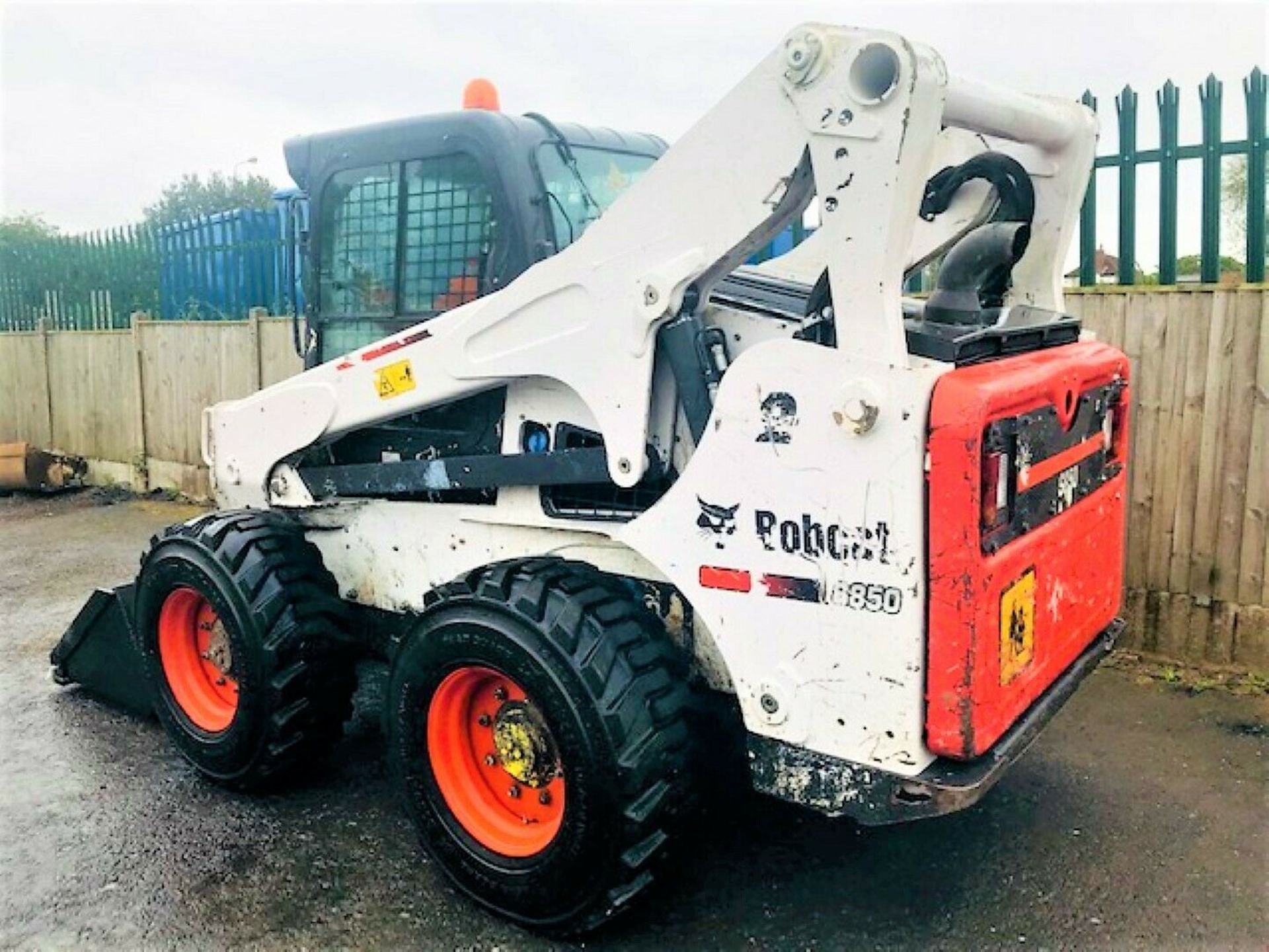 Bobcat S850 Skidsteer - Image 5 of 12