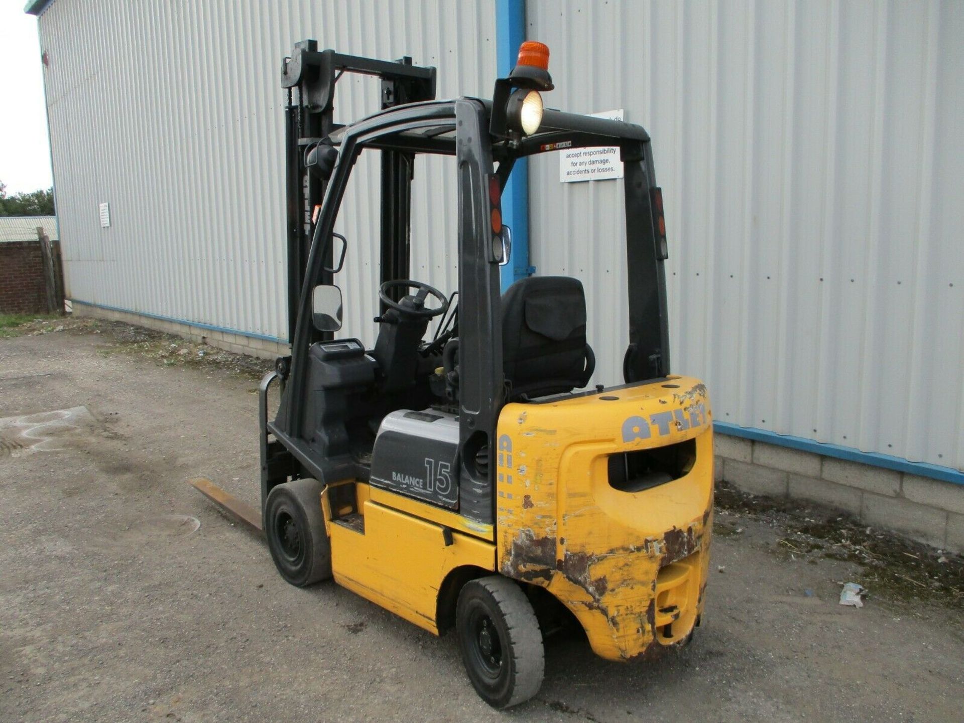 Atlet Nissan 15 Forklift - Image 4 of 10