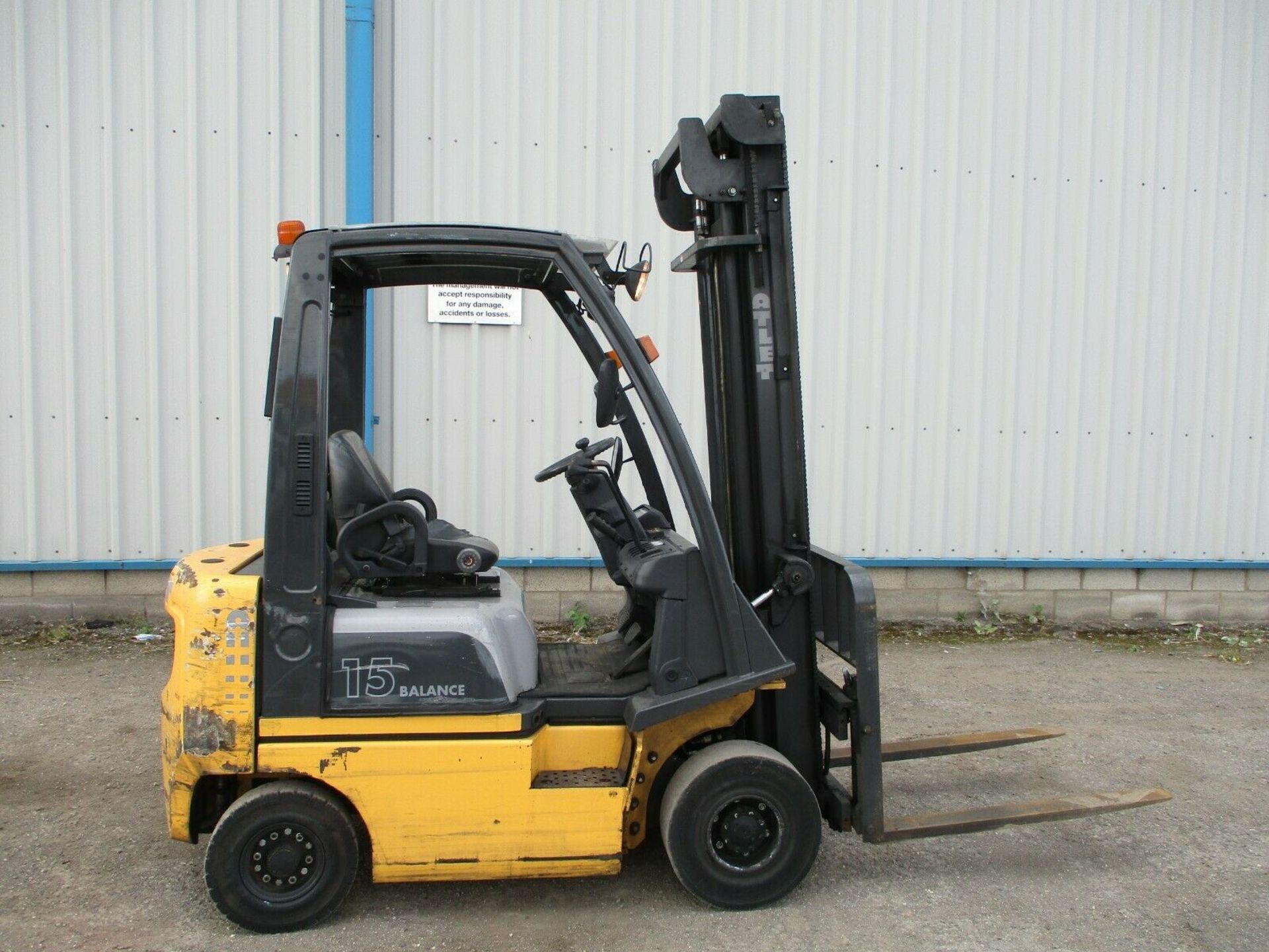 Atlet Nissan 15 Forklift - Image 6 of 10