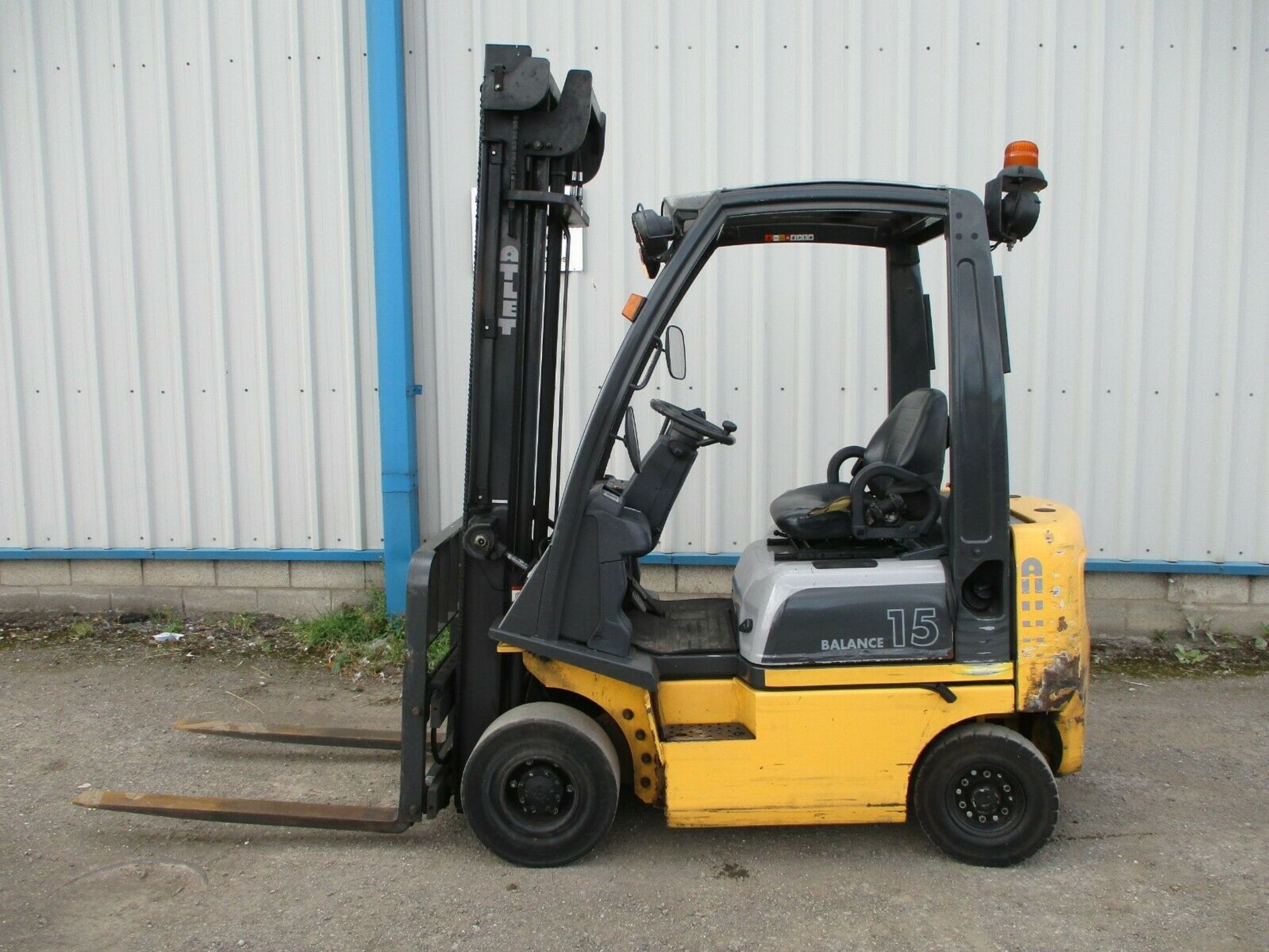 Atlet Nissan 15 Forklift - Image 9 of 10