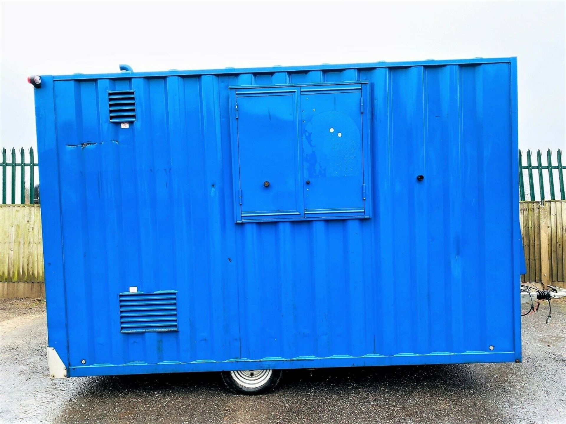 6 Man Tow-able Welfare Unit