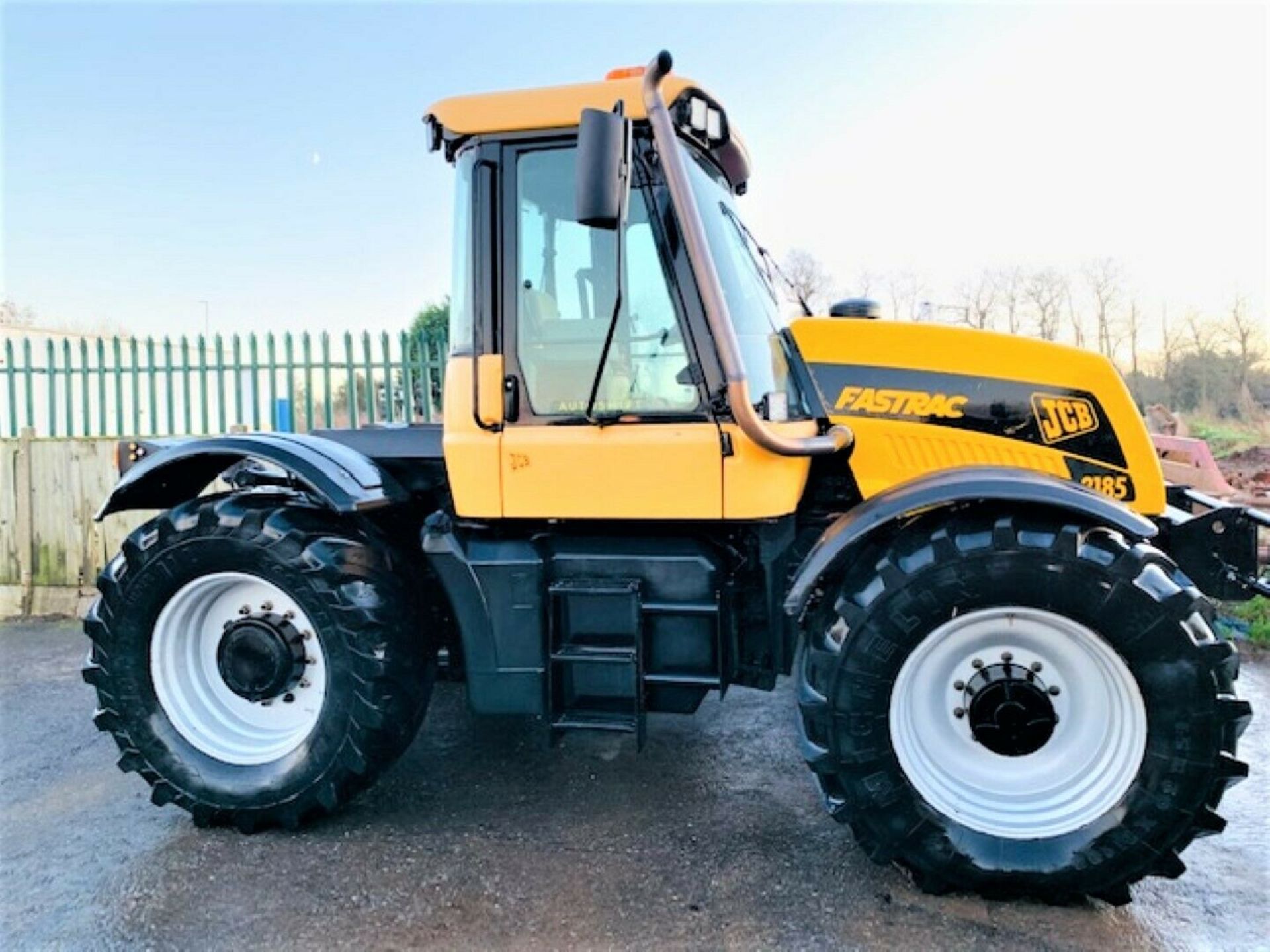 JCB Fastrac 3185 Tractor