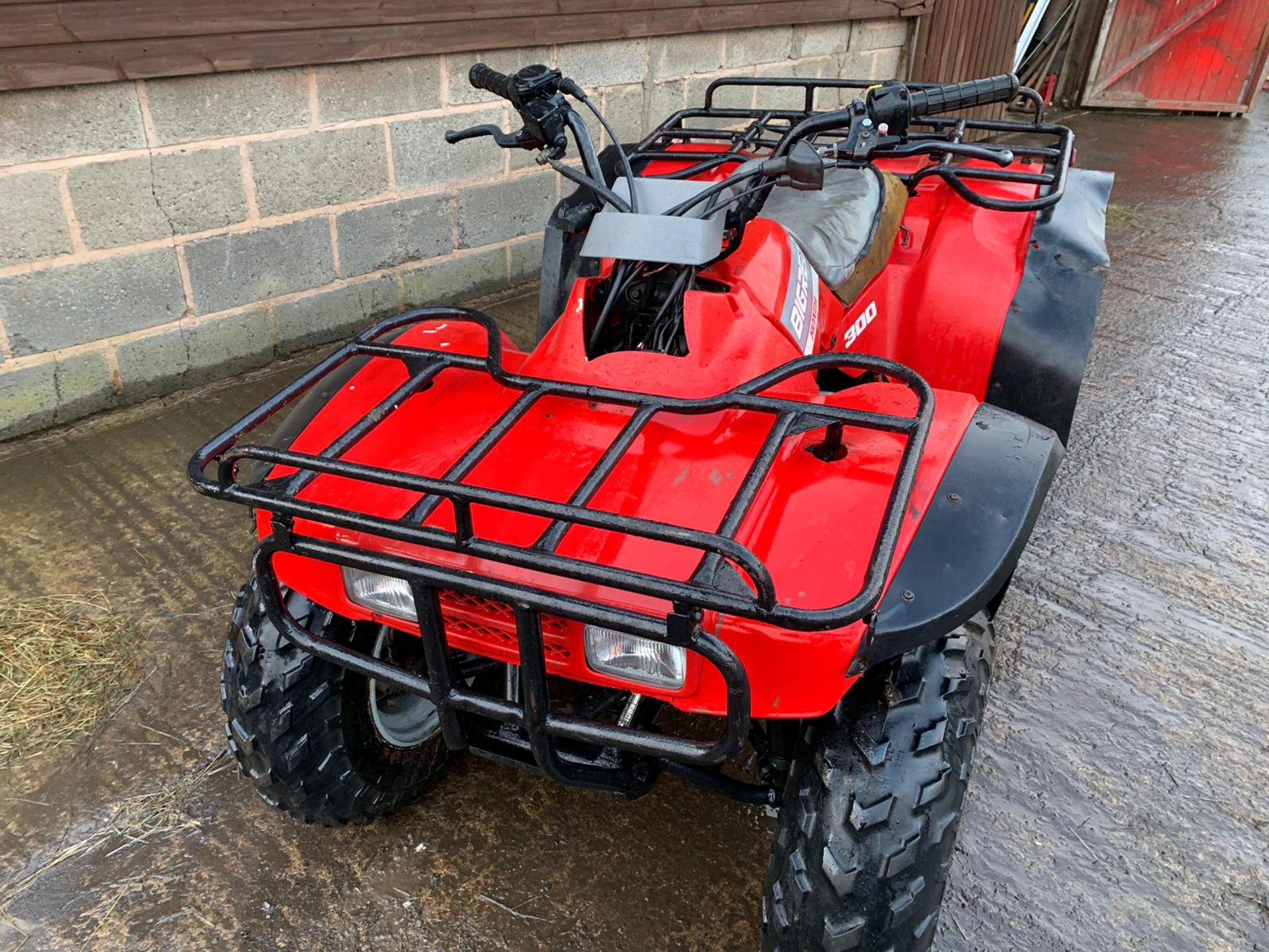 Honda Big Red Quad 300 - Image 4 of 4