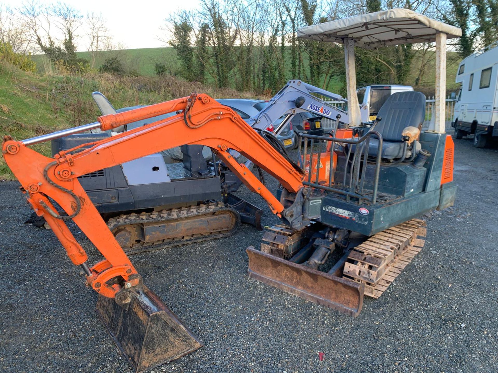 Kubota 1.5 tonne min digger - Image 2 of 6